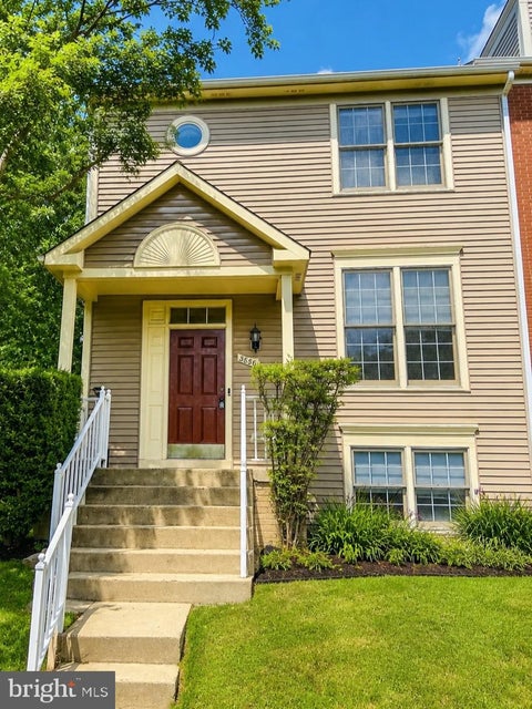 Photo of 3859 Zelkova Court, FAIRFAX, VA 22033 (MLS # VAFX2334352)
