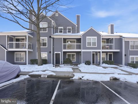 5854 ORCHARD HILL COURT 5854 CLIFTON VA 20124