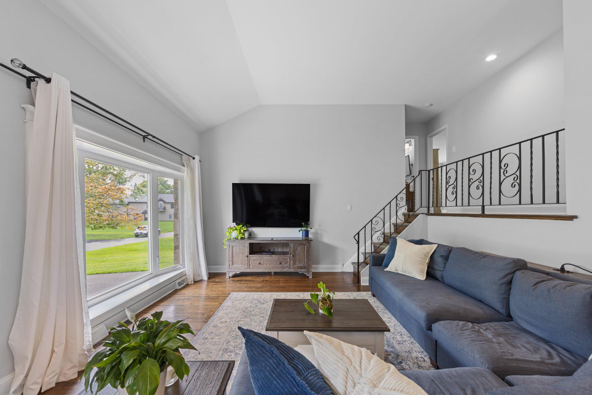 178 WILLOW DRIVE