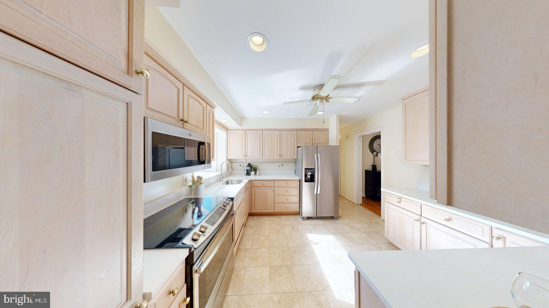 RIVERSIDE ESTATES - Residential