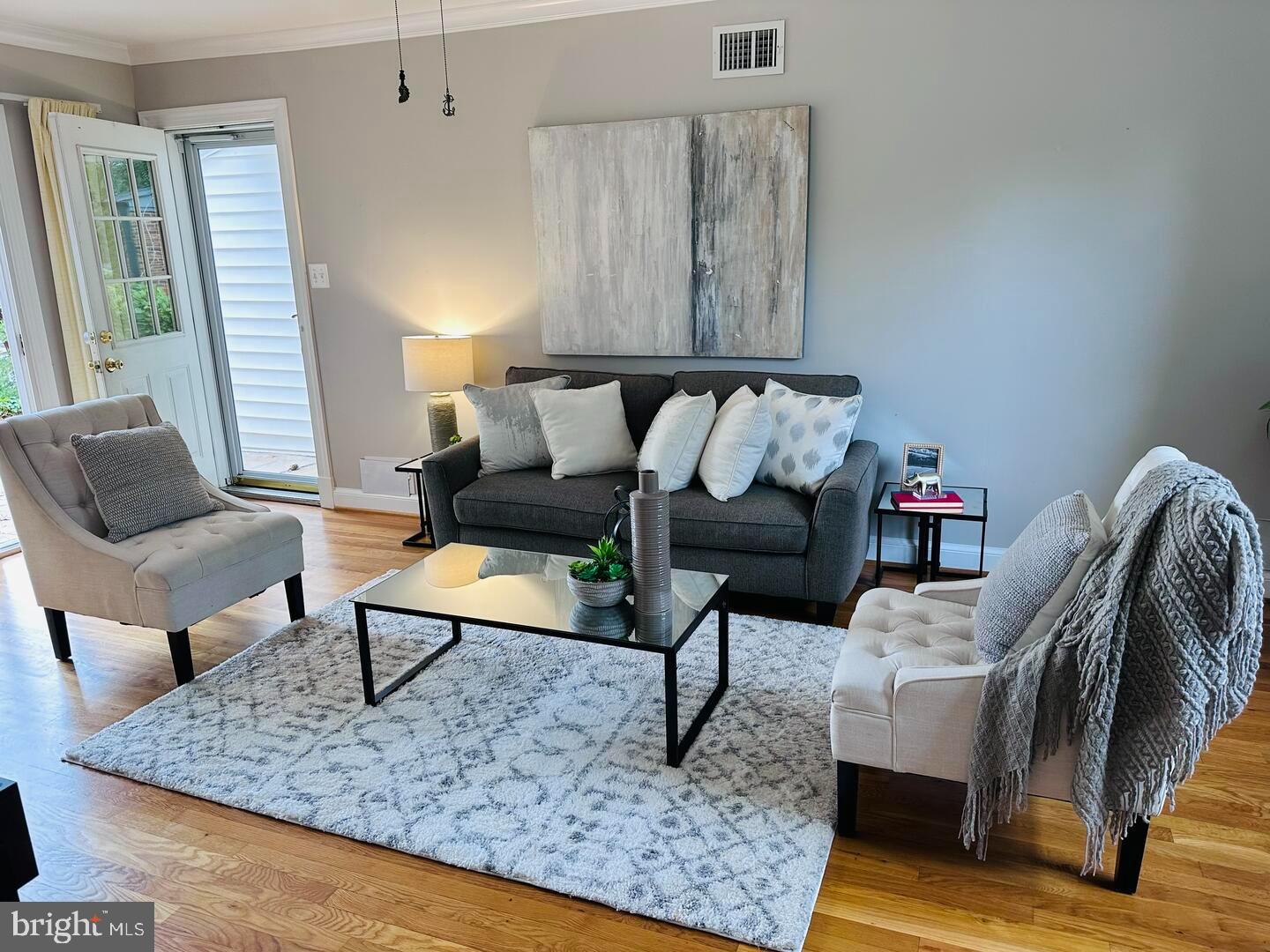 8352 ORANGE COURT