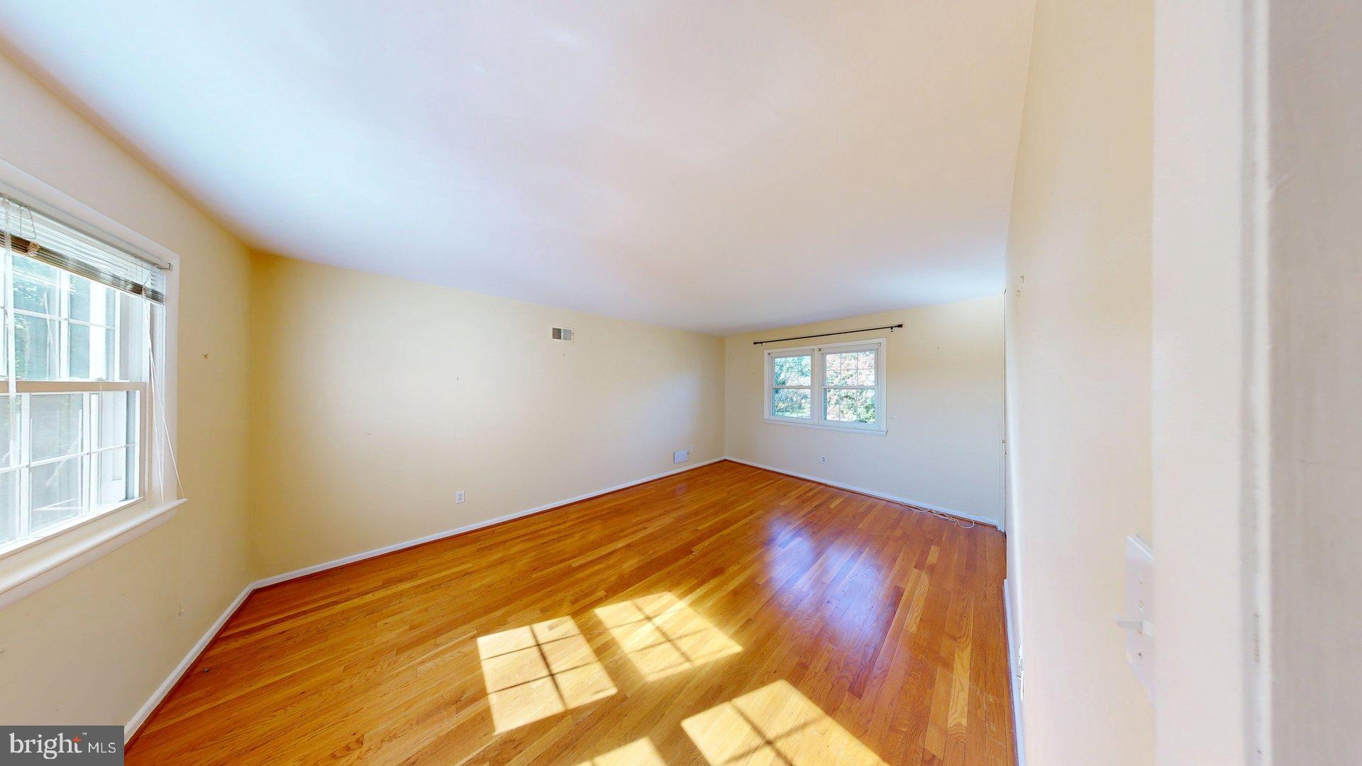 RIVERSIDE ESTATES - Residential