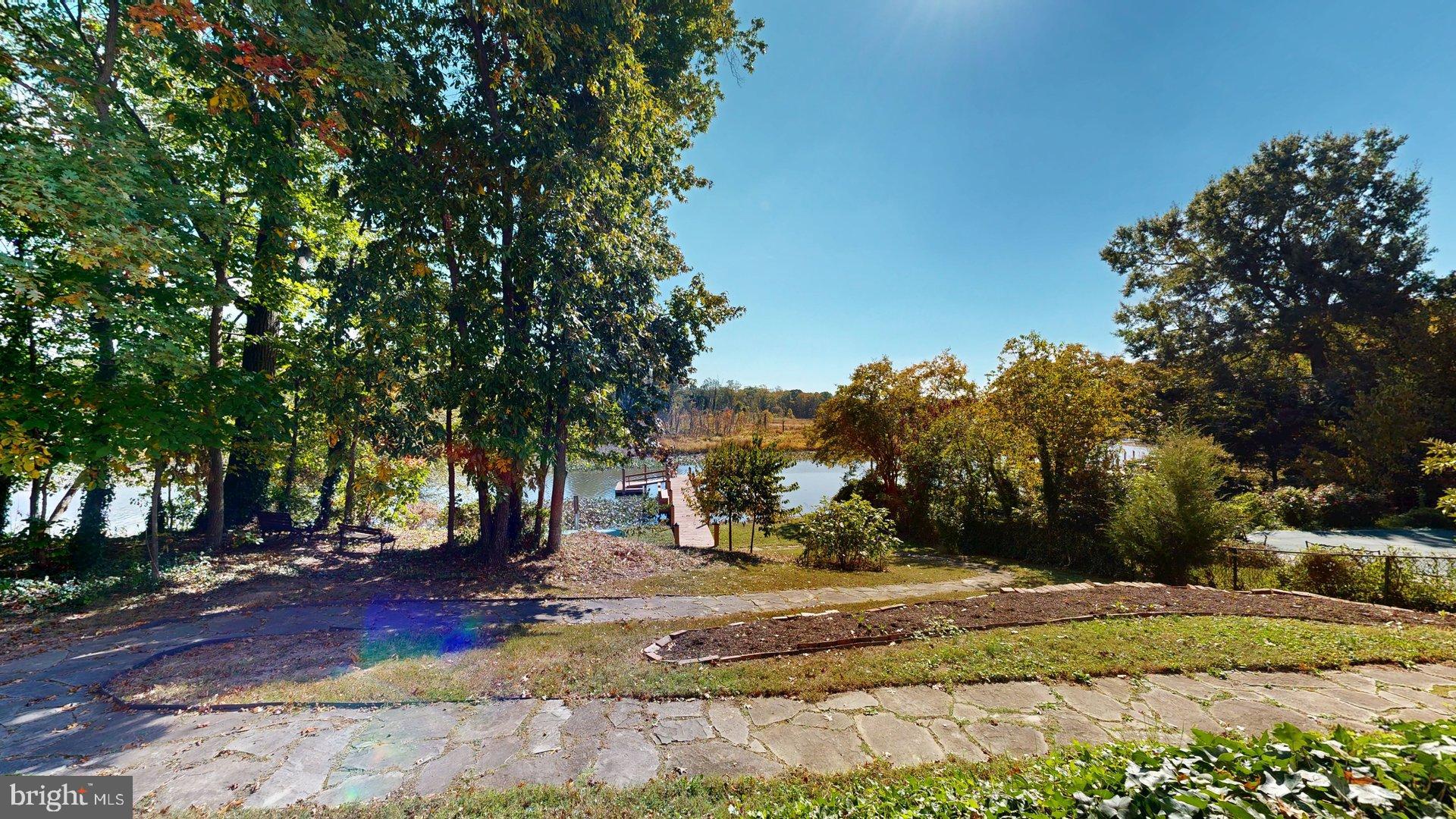 RIVERSIDE ESTATES - Residential