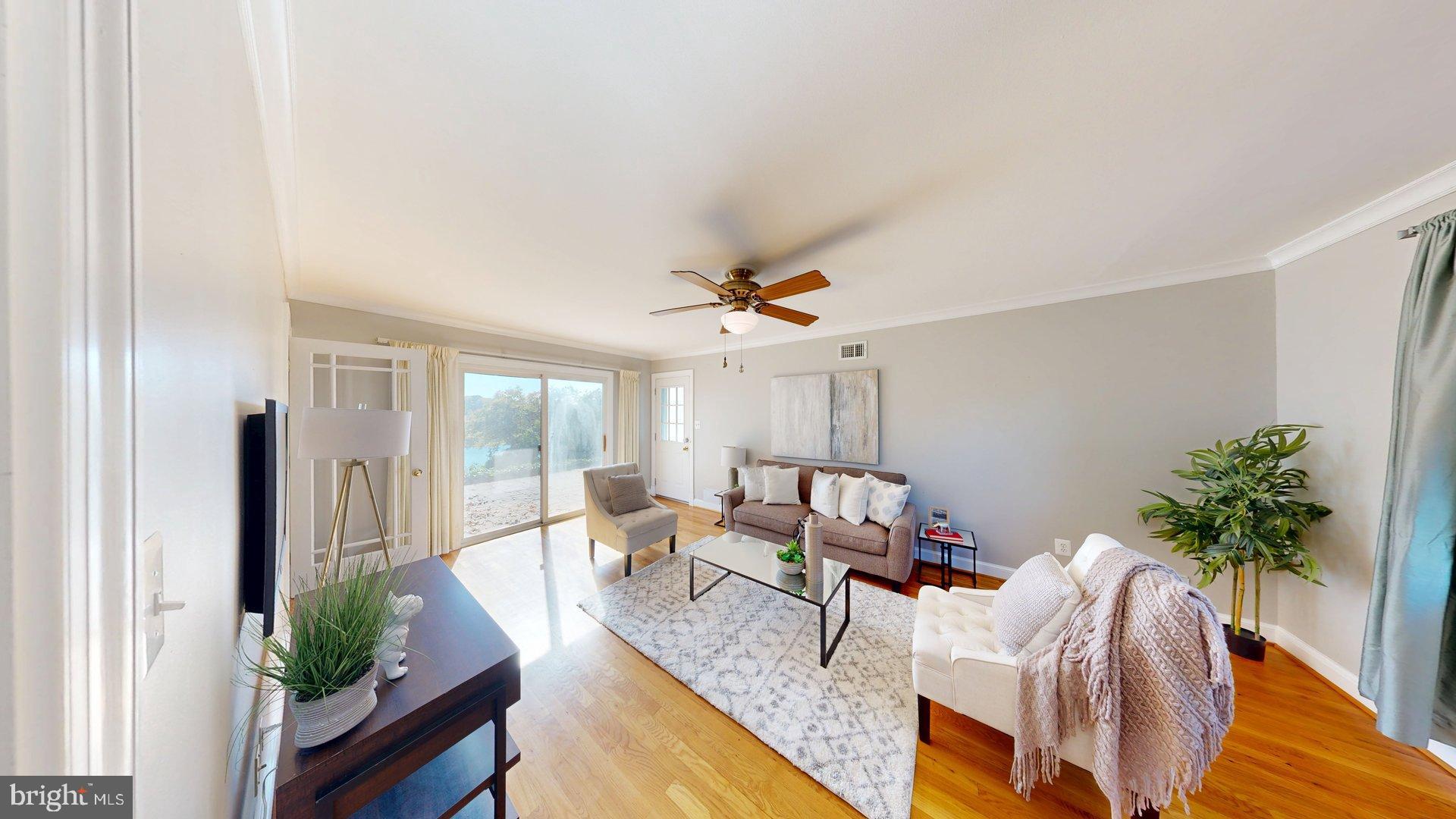 RIVERSIDE ESTATES - Residential