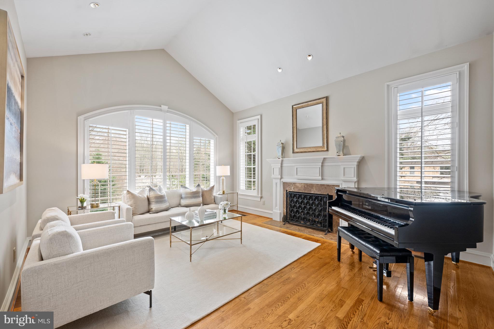 BRYARTON - Residential