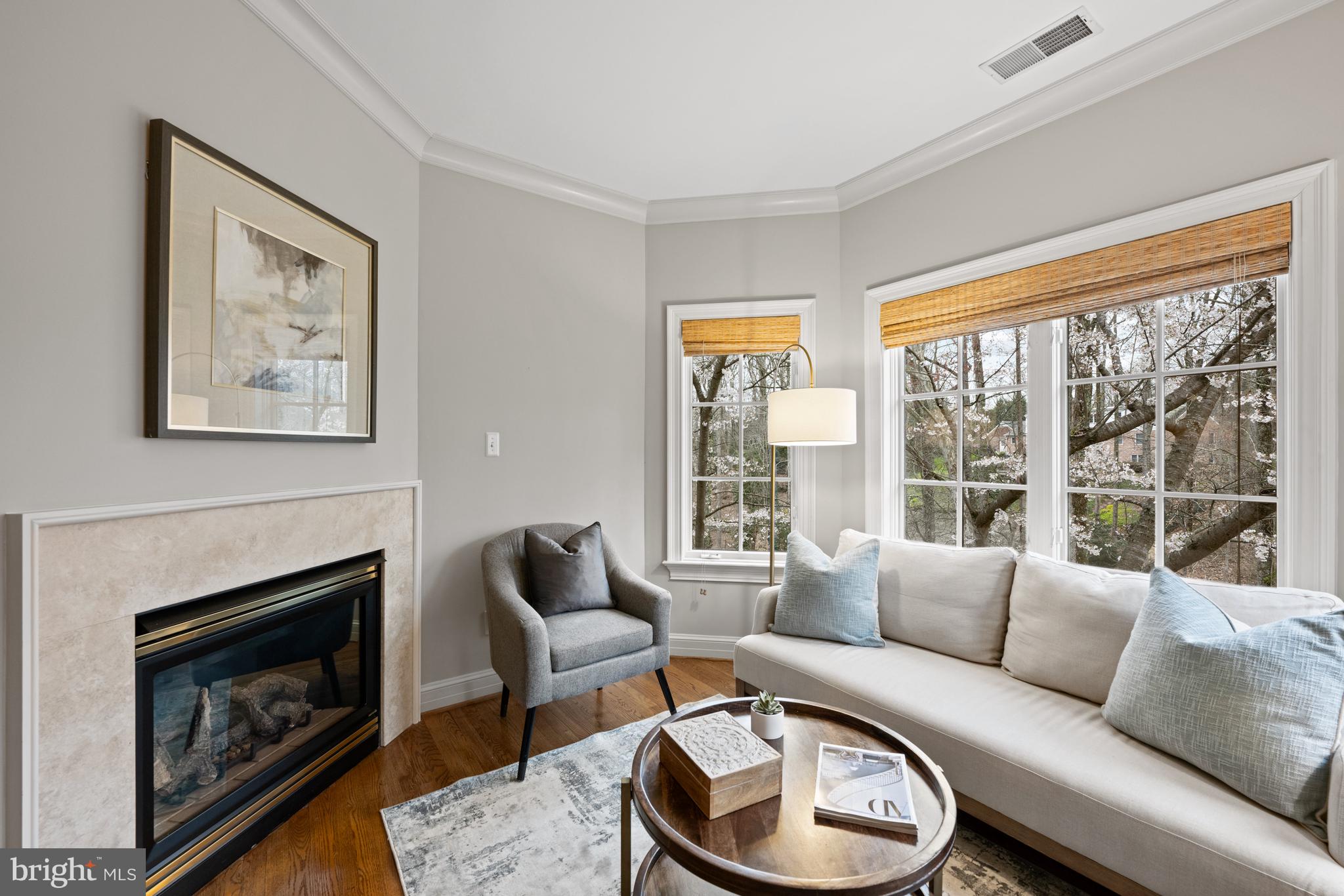 BRYARTON - Residential