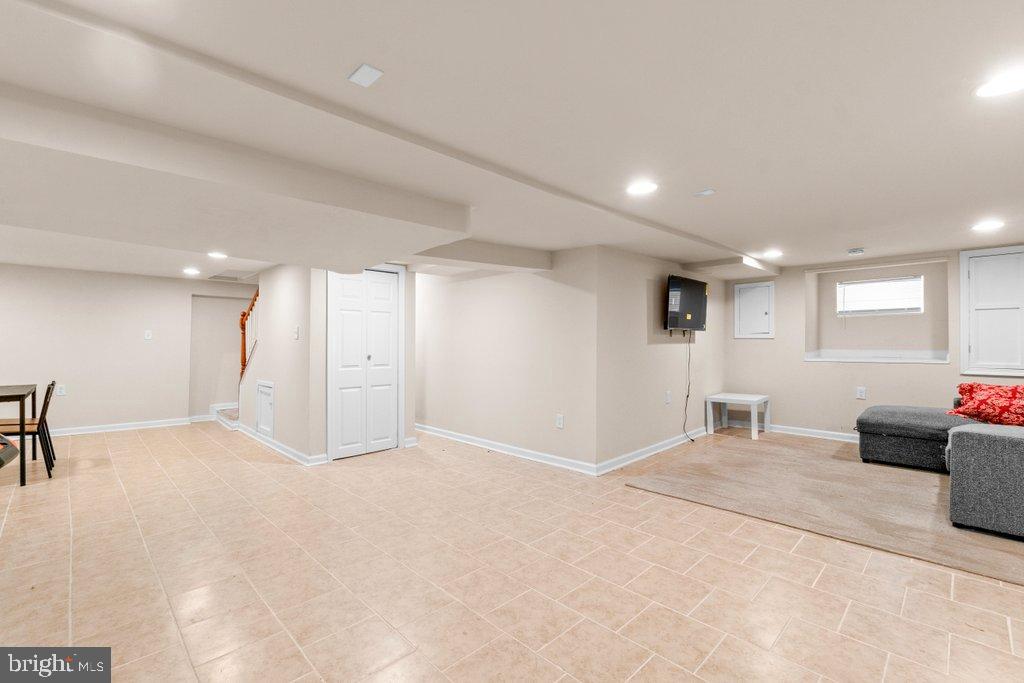 WALTHERSON - Residential