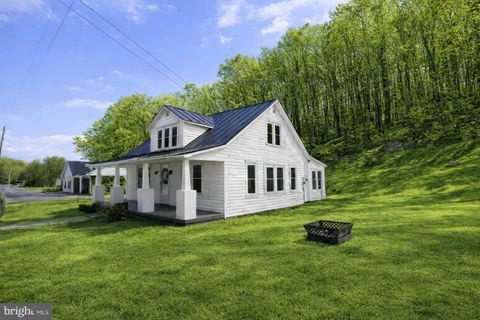 Homes For Sale - 771 Arkansaw Road Rd<br/> Hardy County, BAKER, WV 26801