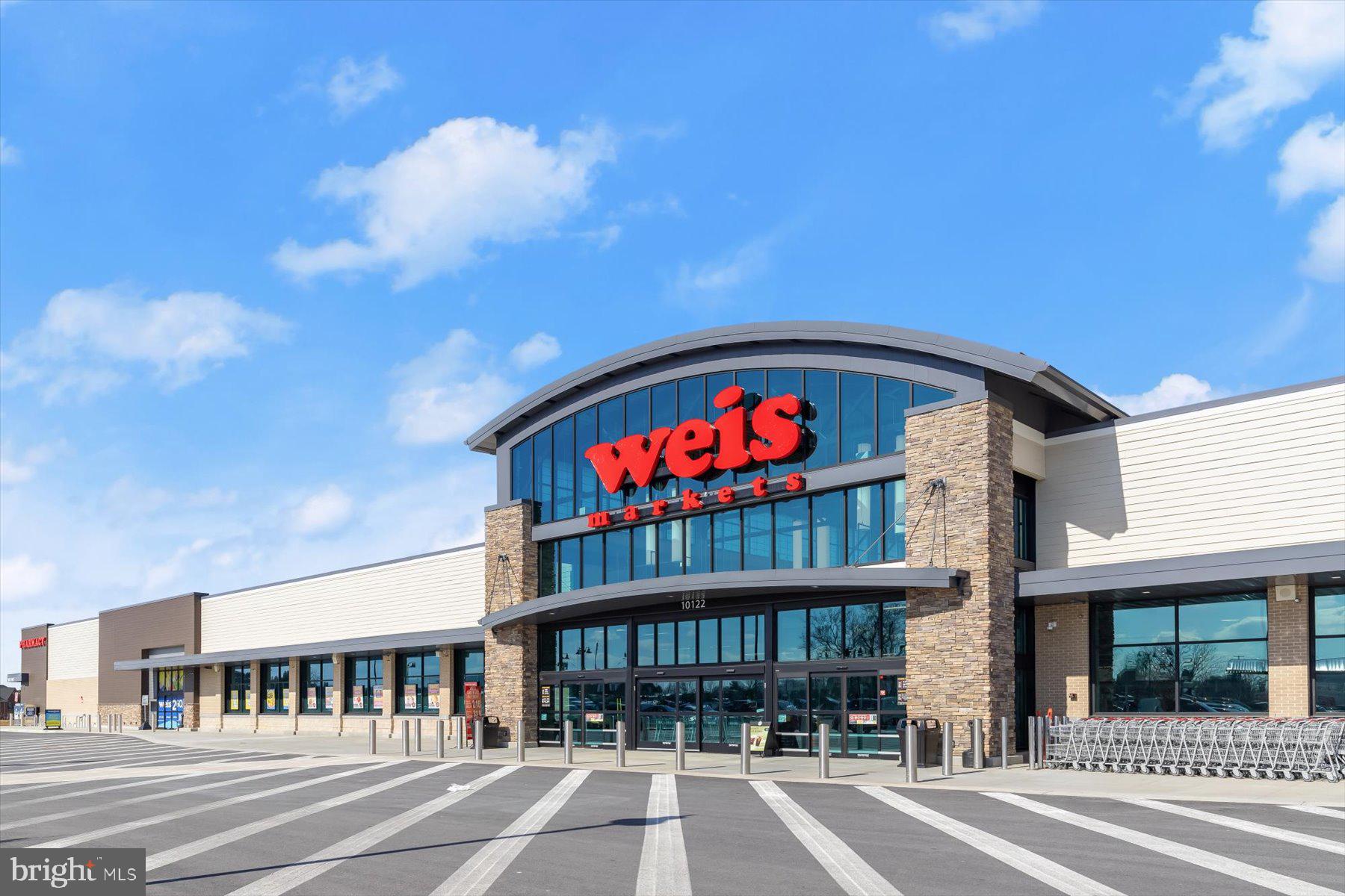 OAKDALE VILLAGE - Residential