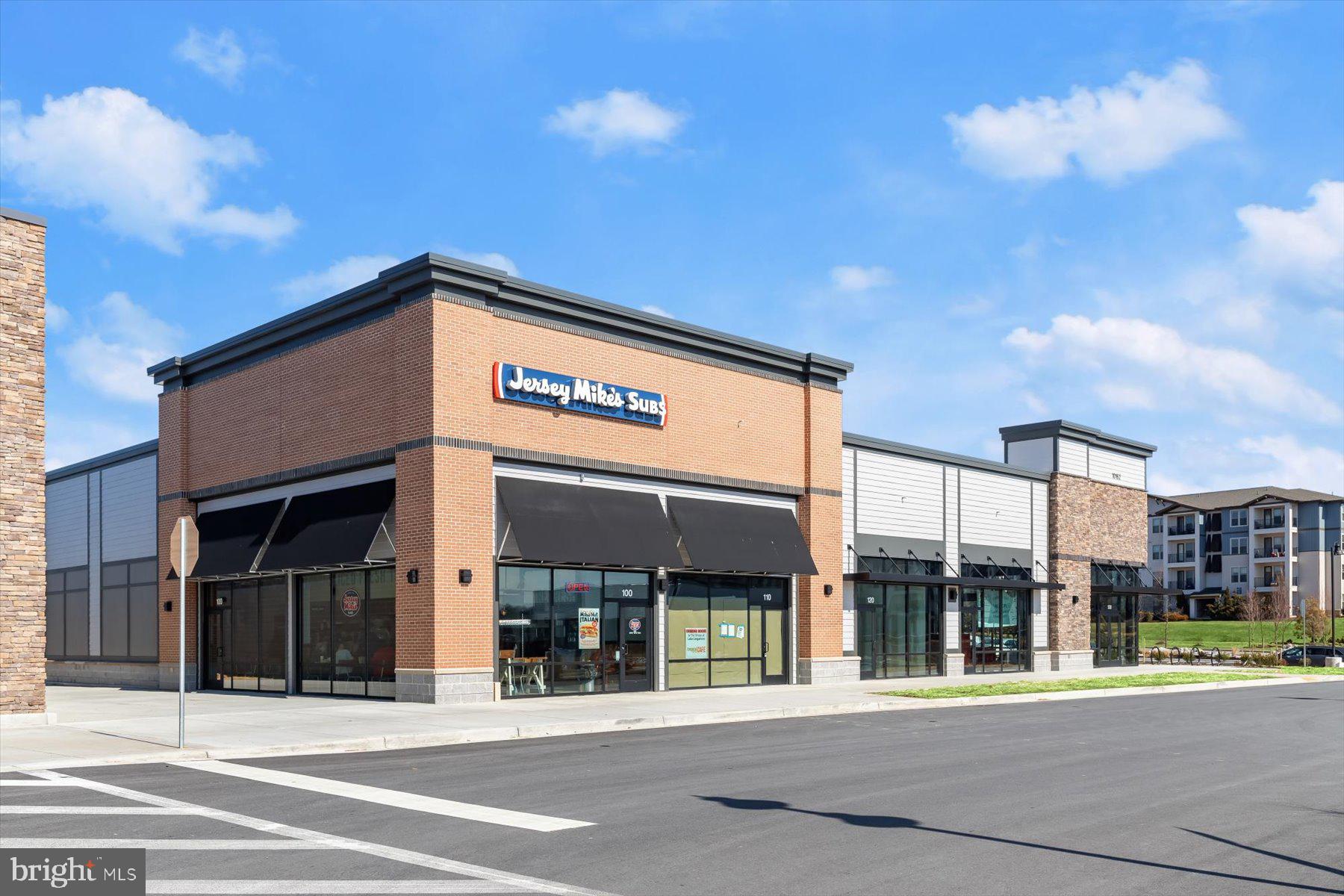 OAKDALE VILLAGE - Residential