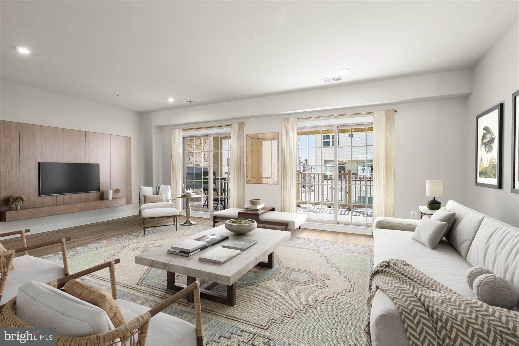 OAKDALE VILLAGE - Residential