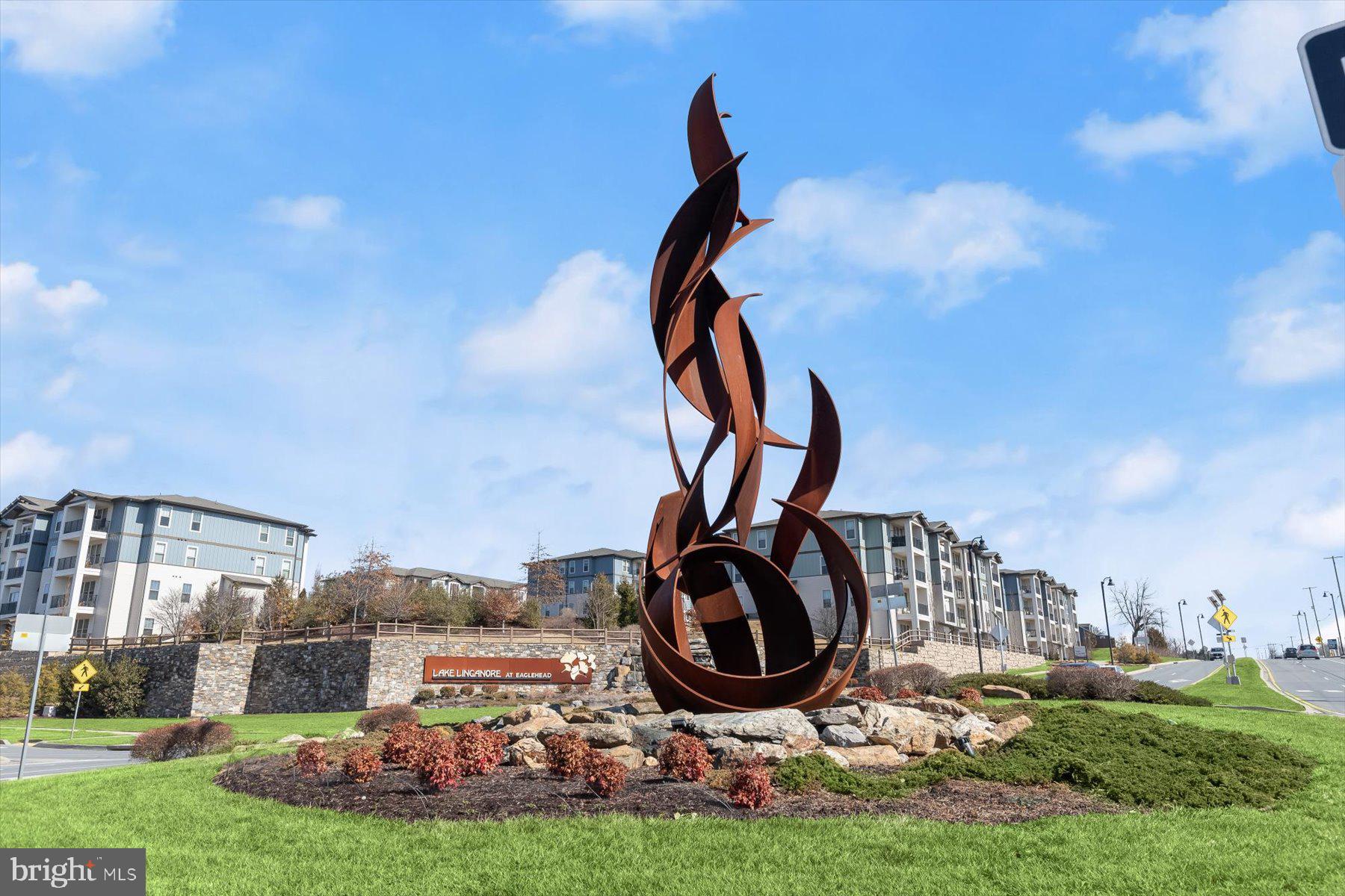 OAKDALE VILLAGE - Residential