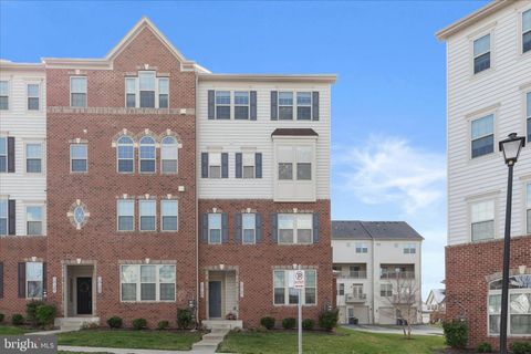 Photo of 10123 Fauberg Street, IJAMSVILLE, MD 21754 (MLS # MDFR2077128)