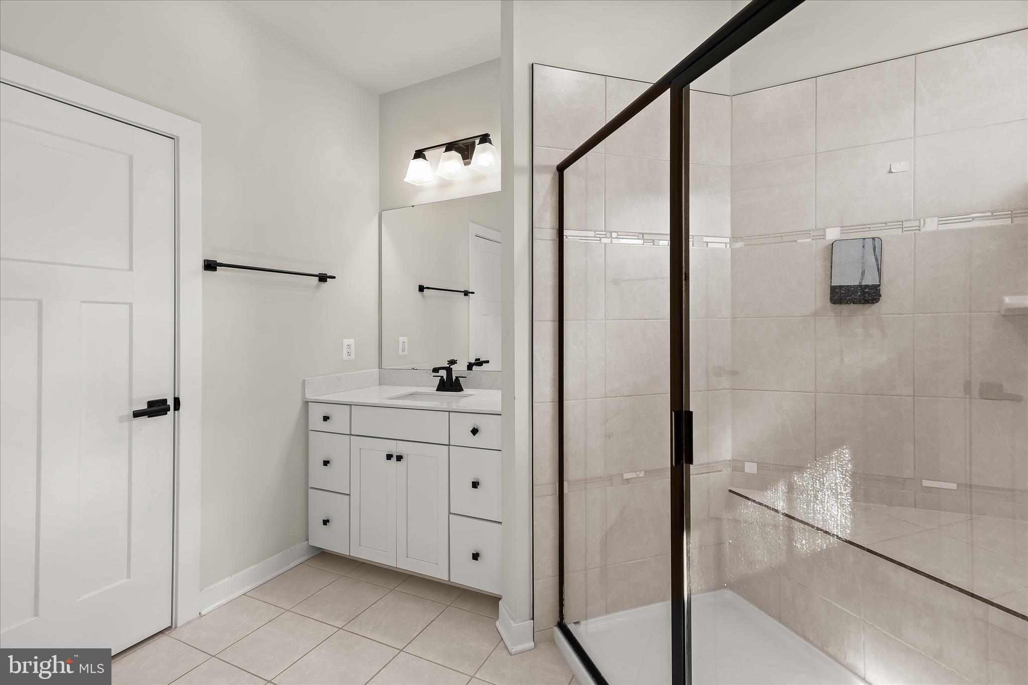 OAKDALE VILLAGE - Residential