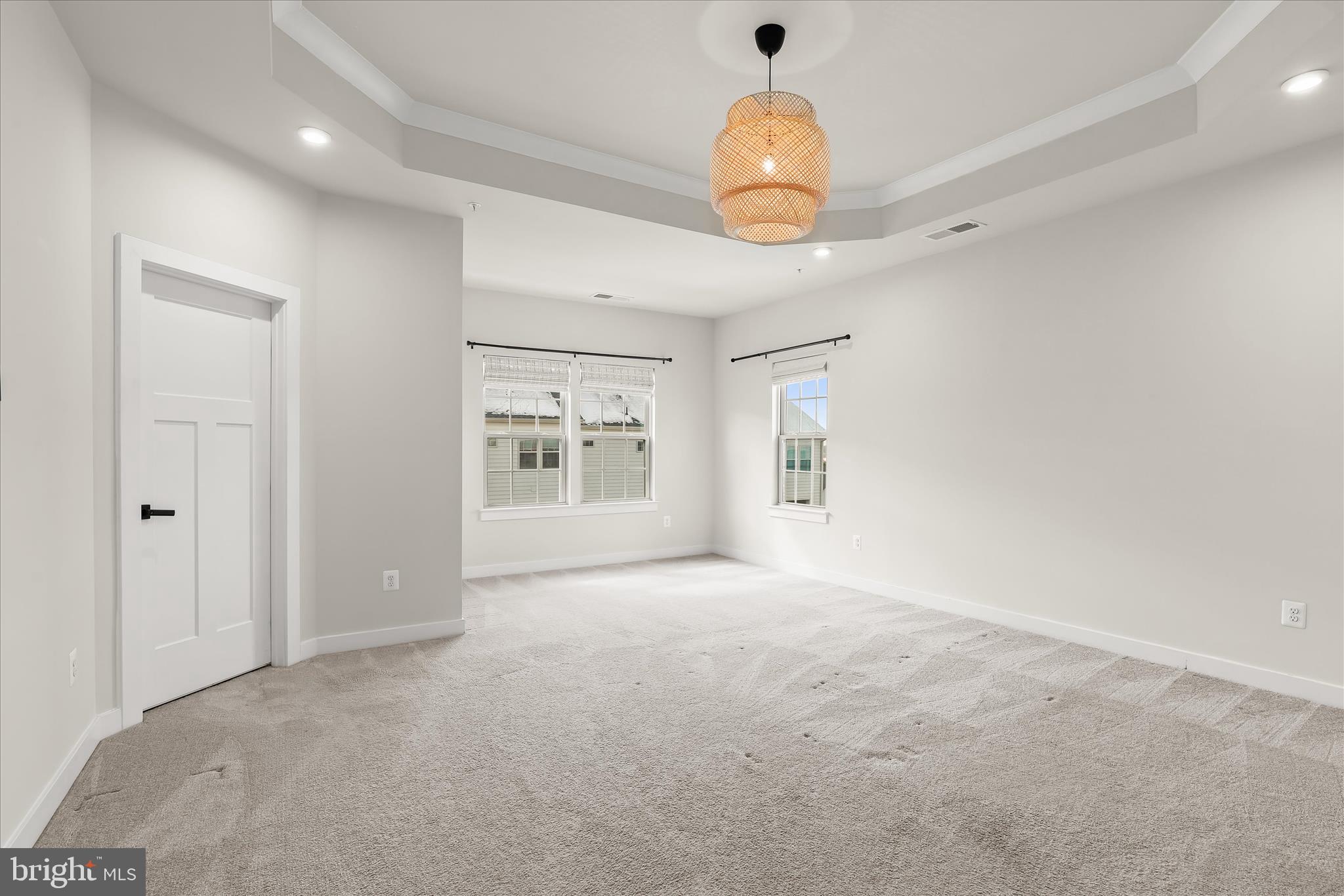 OAKDALE VILLAGE - Residential