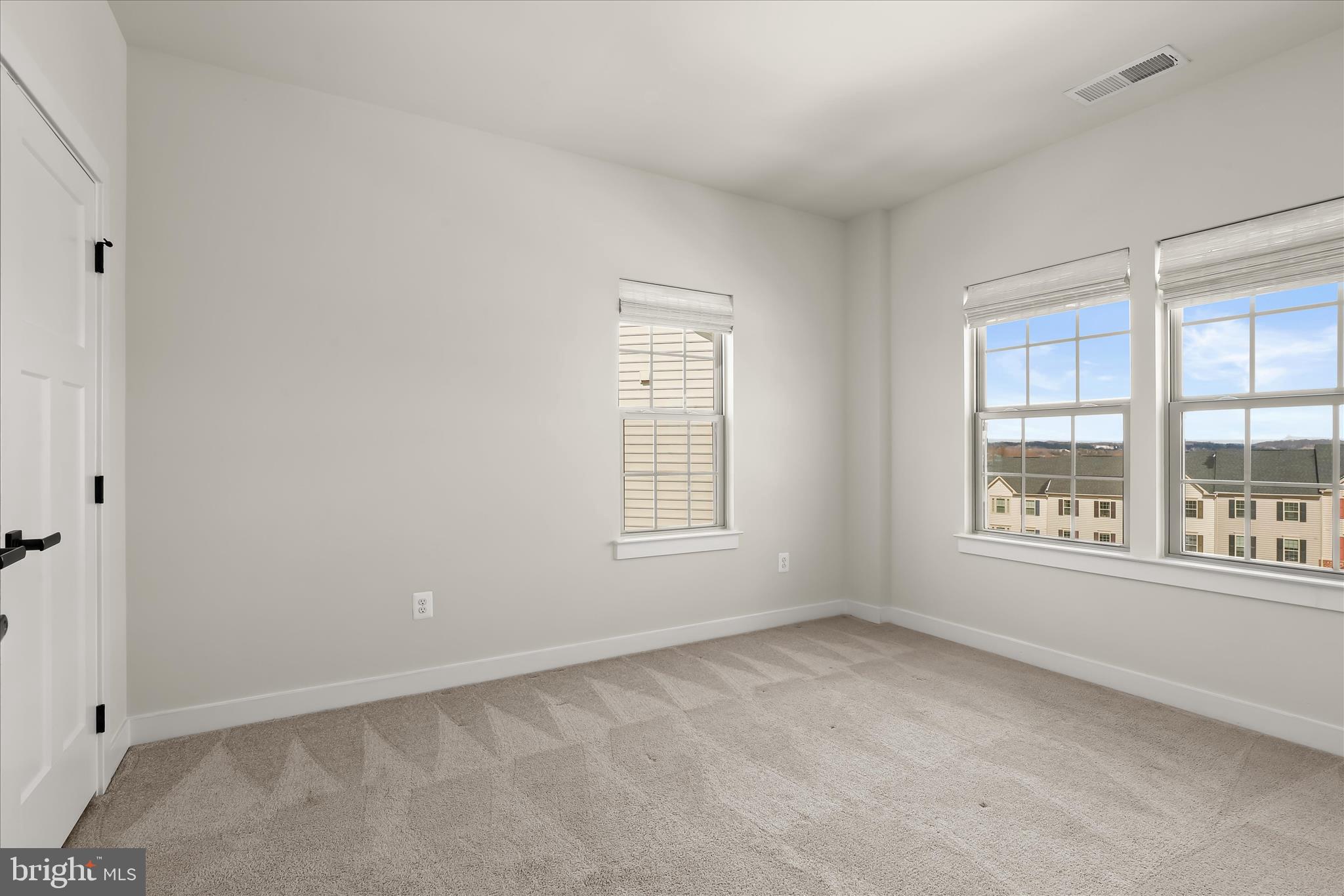 OAKDALE VILLAGE - Residential