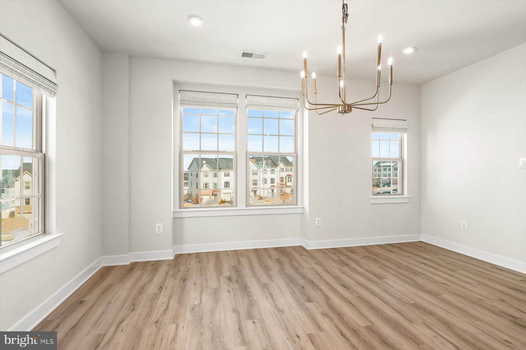 OAKDALE VILLAGE - Residential