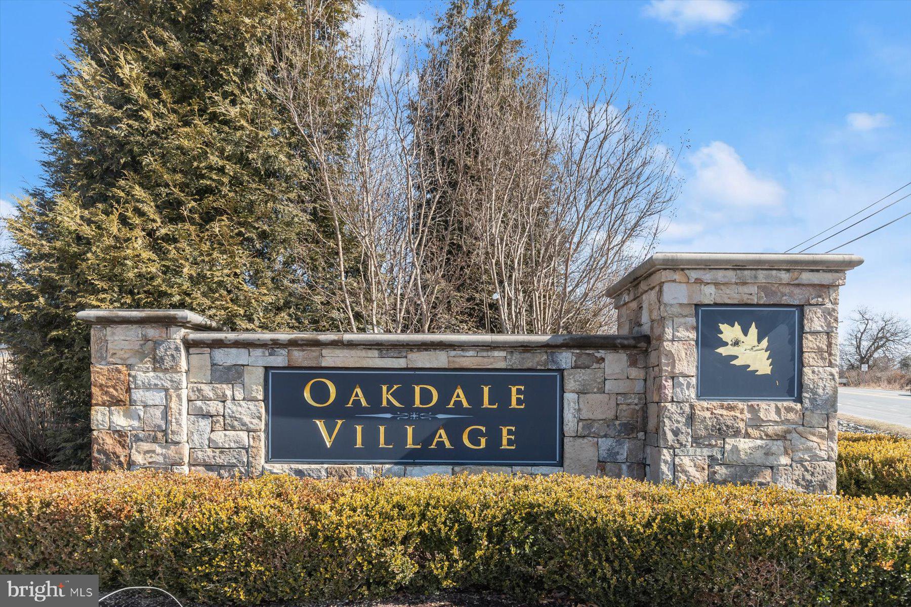 OAKDALE VILLAGE - Residential