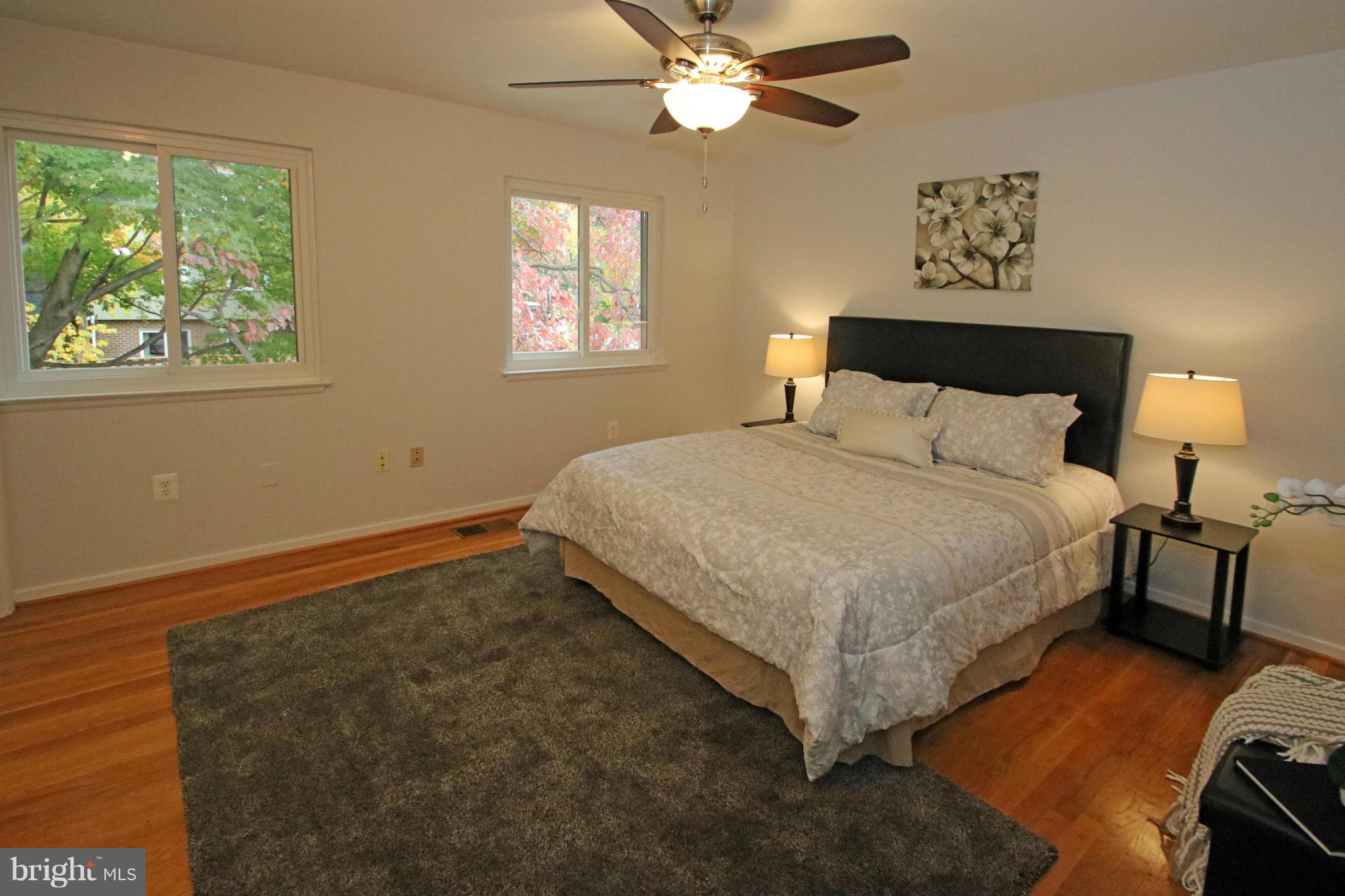 RESTON - Residential