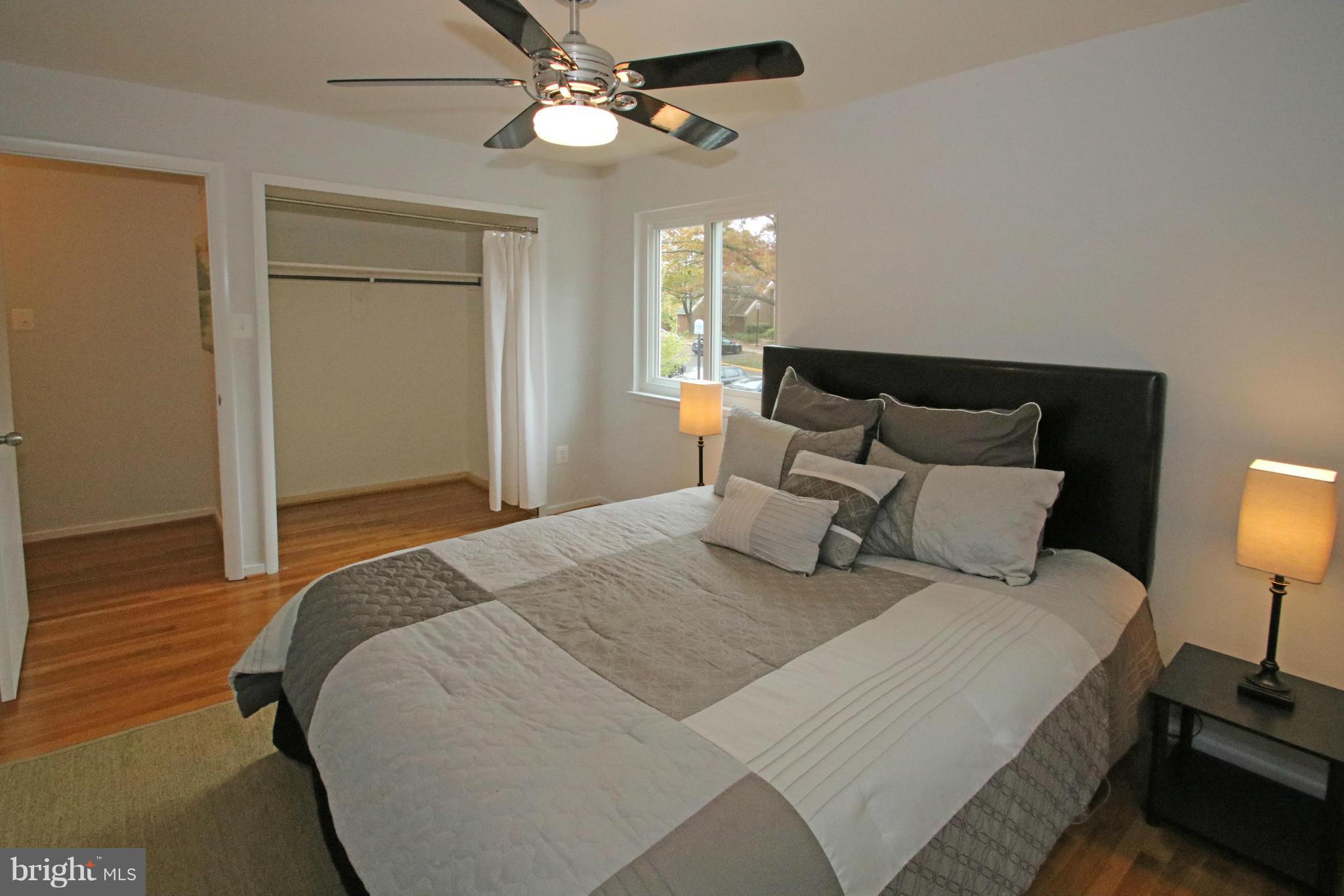 RESTON - Residential