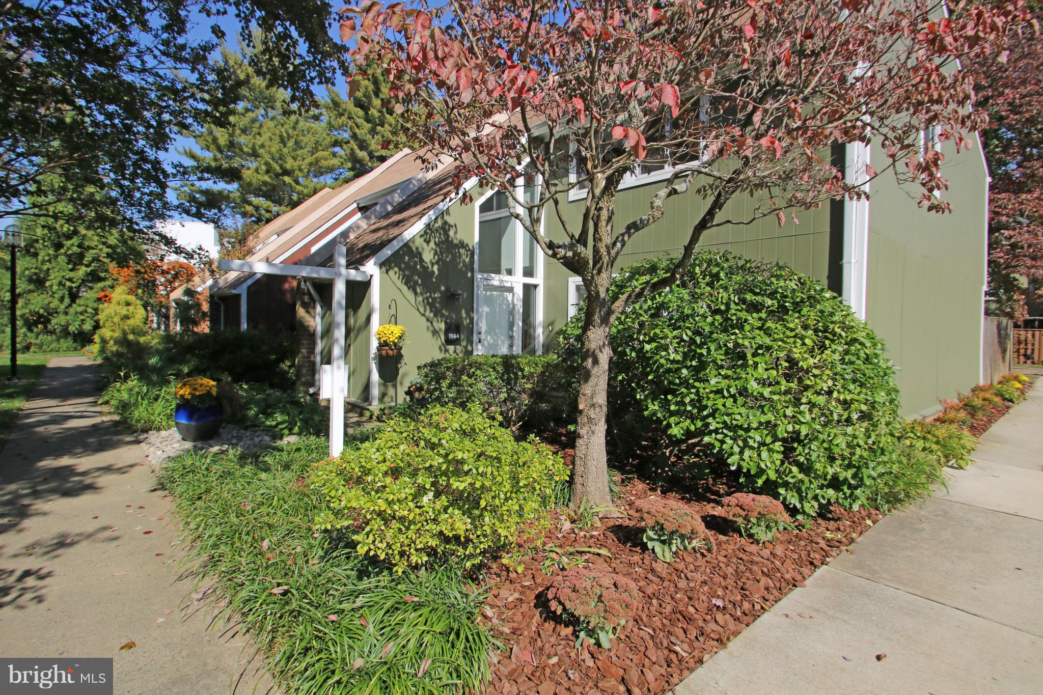 RESTON - Residential