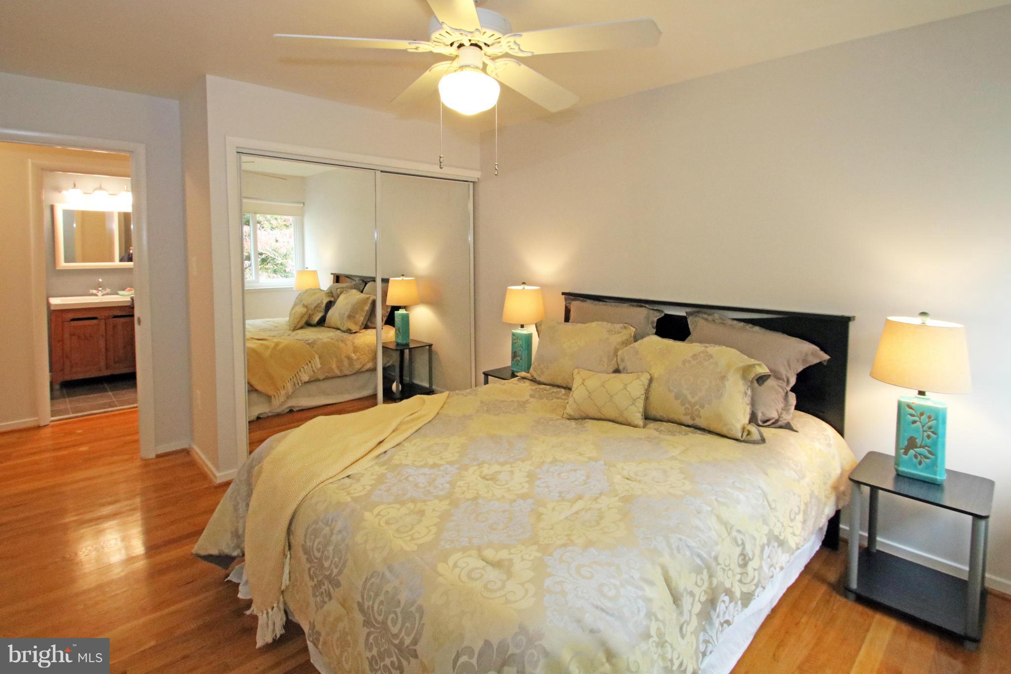 RESTON - Residential