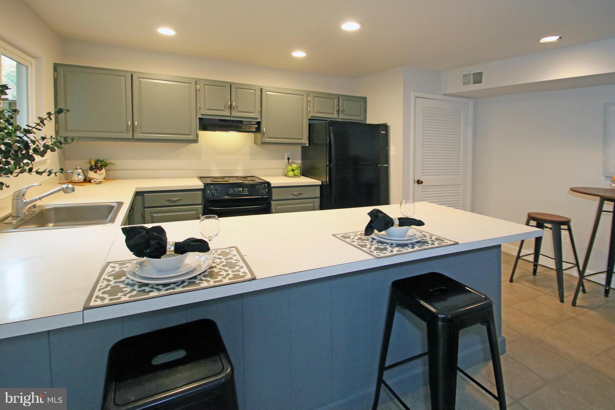 RESTON - Residential