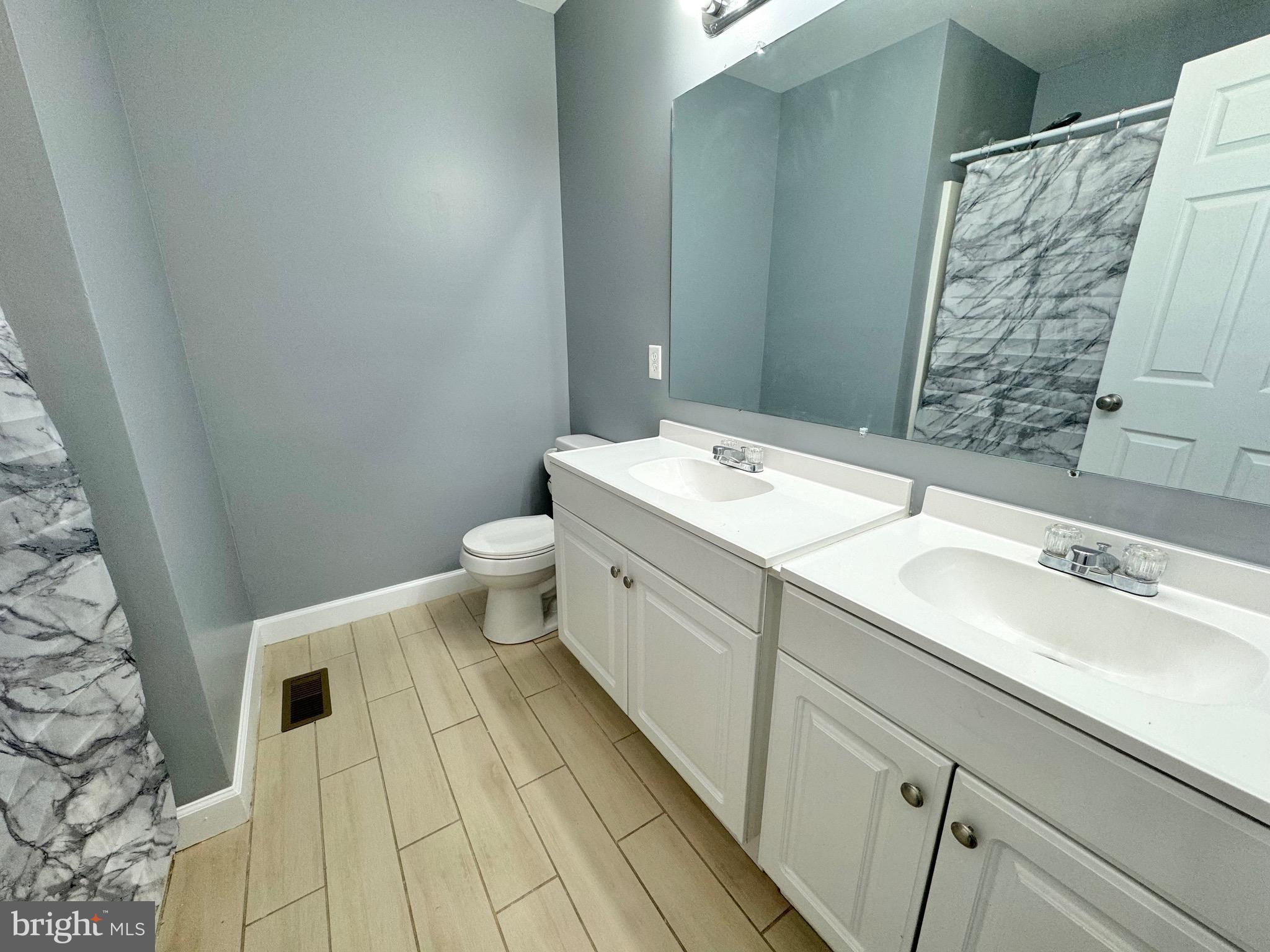 SOMERSET LANDING - Residential