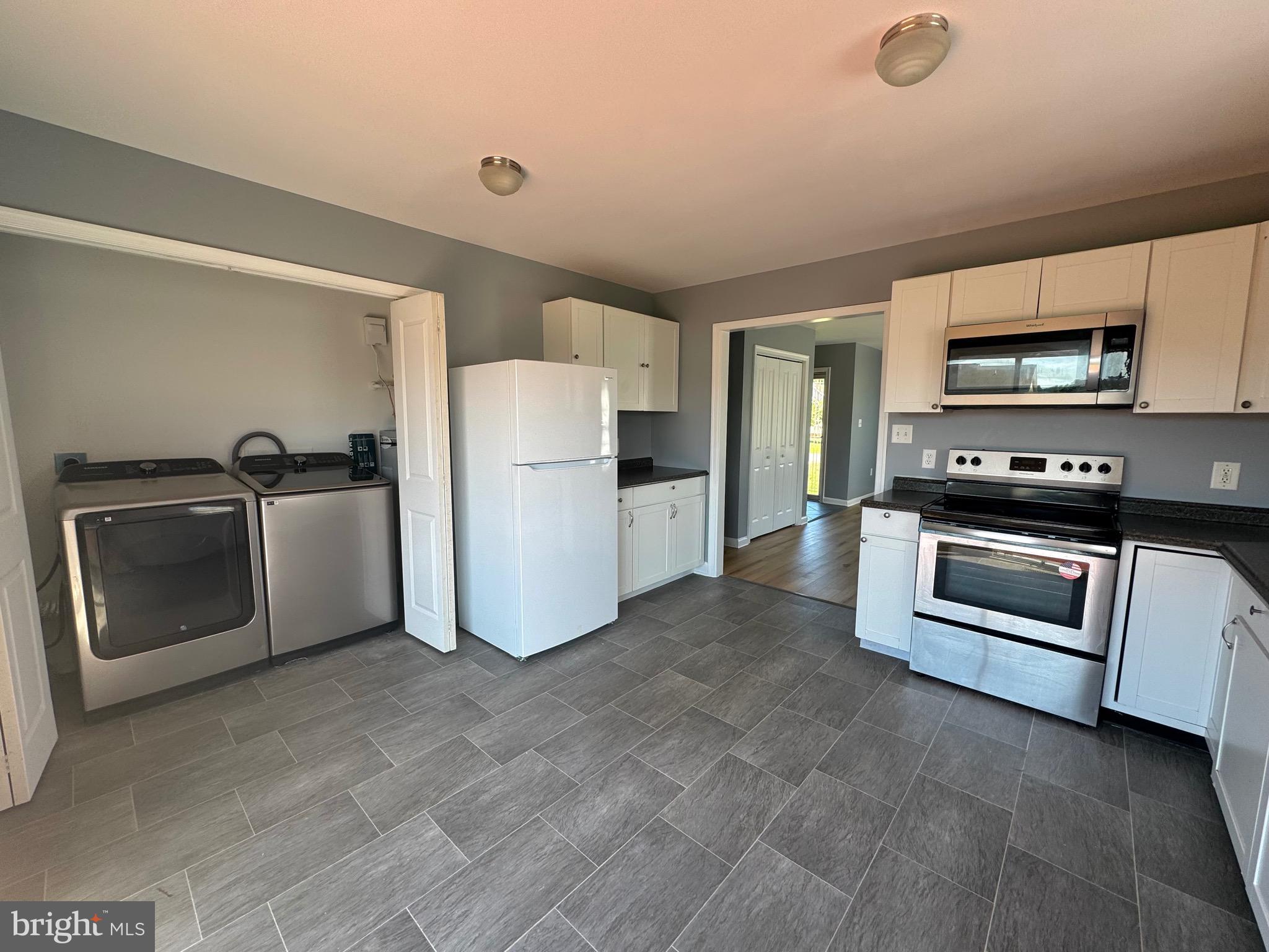 SOMERSET LANDING - Residential