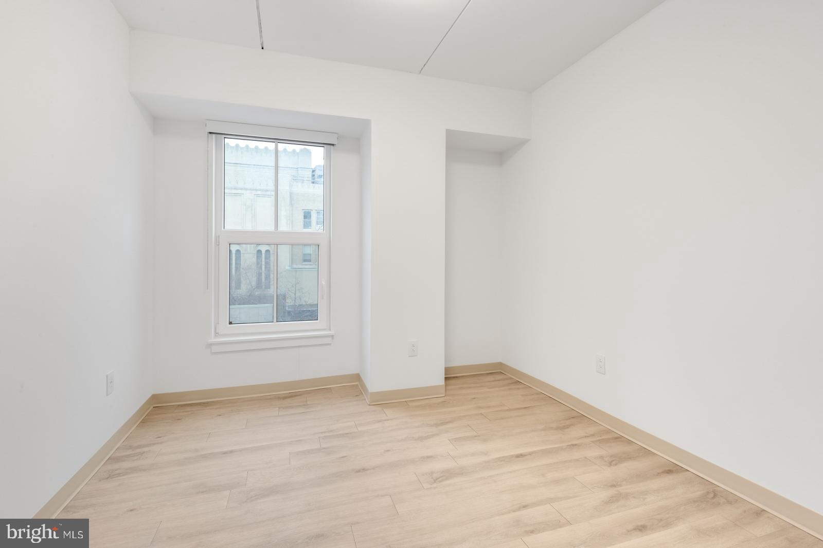 SPRING GARDEN - Residential Lease