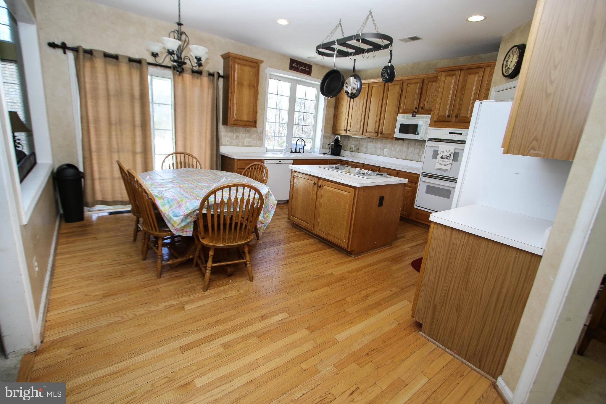 SOUTH RIDING - Residential