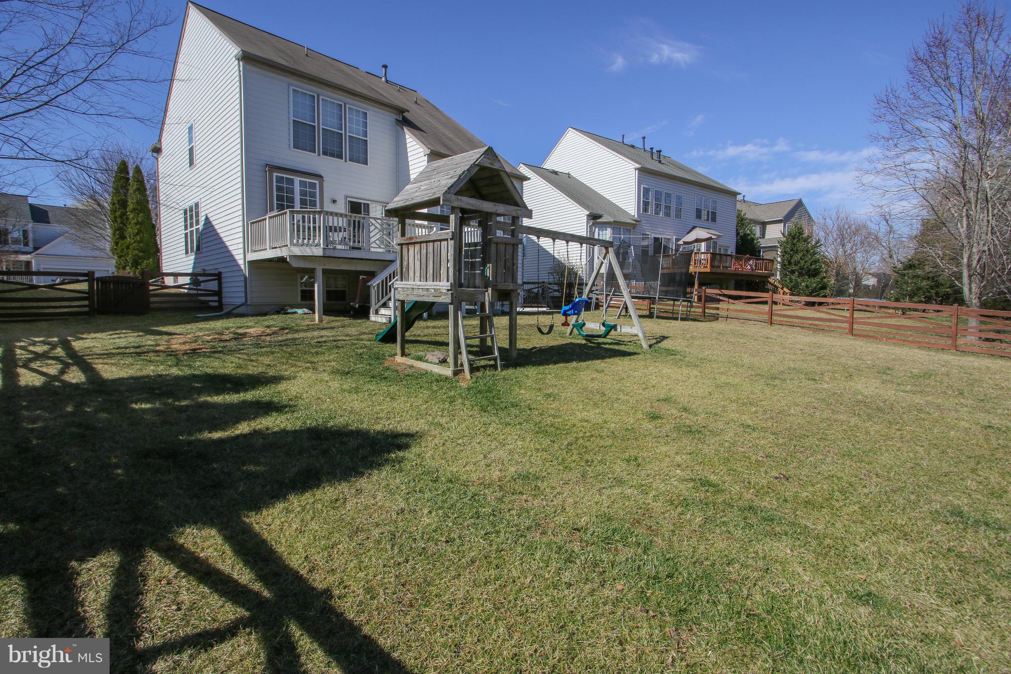 SOUTH RIDING - Residential