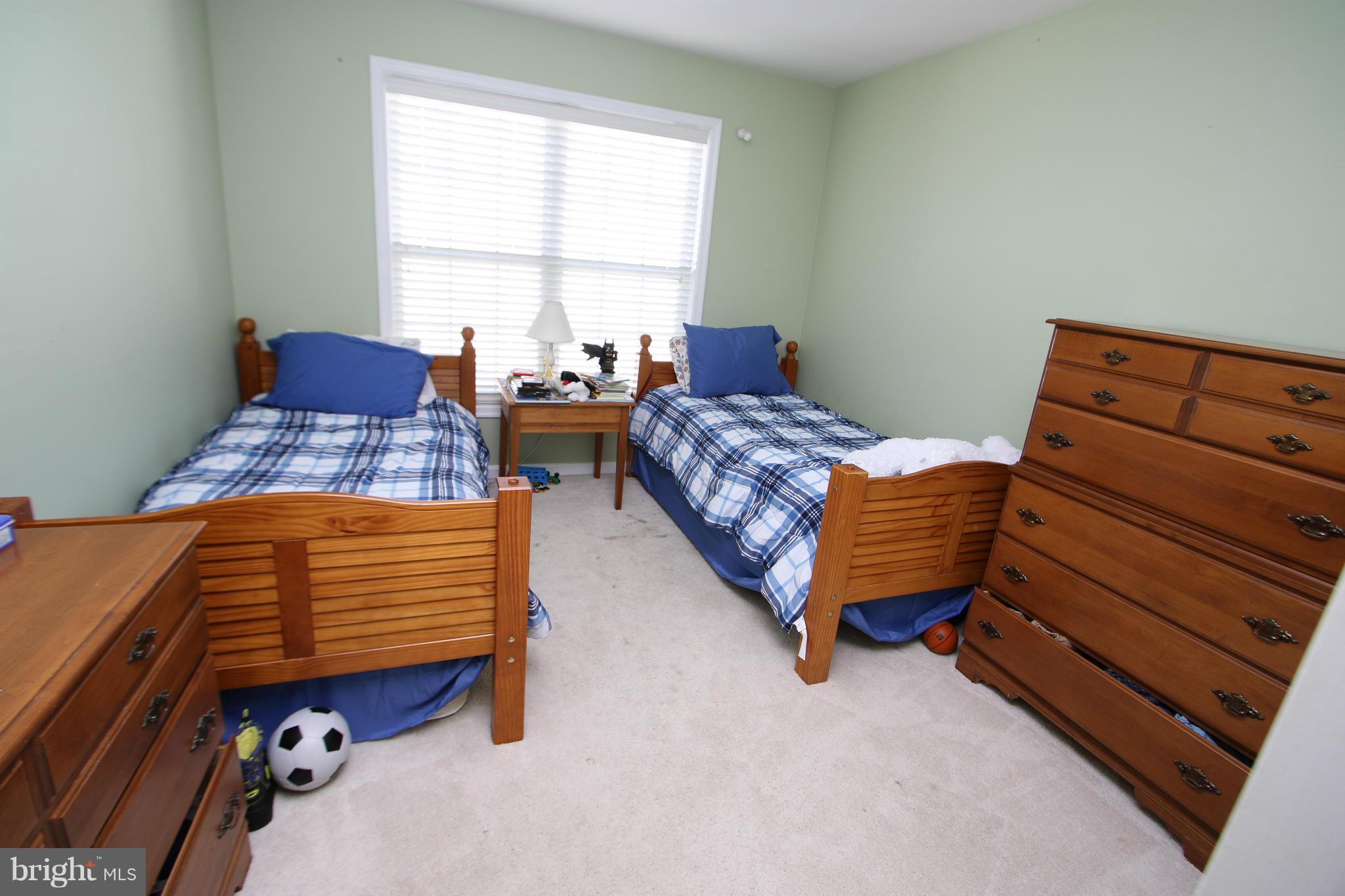 SOUTH RIDING - Residential