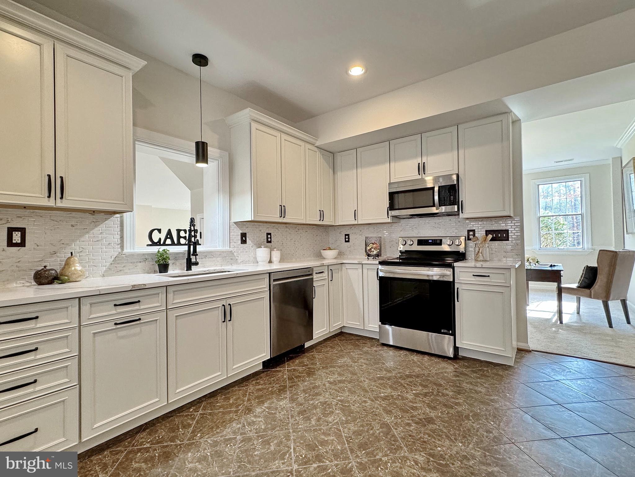 GRAYSTONE ESTATES - Residential