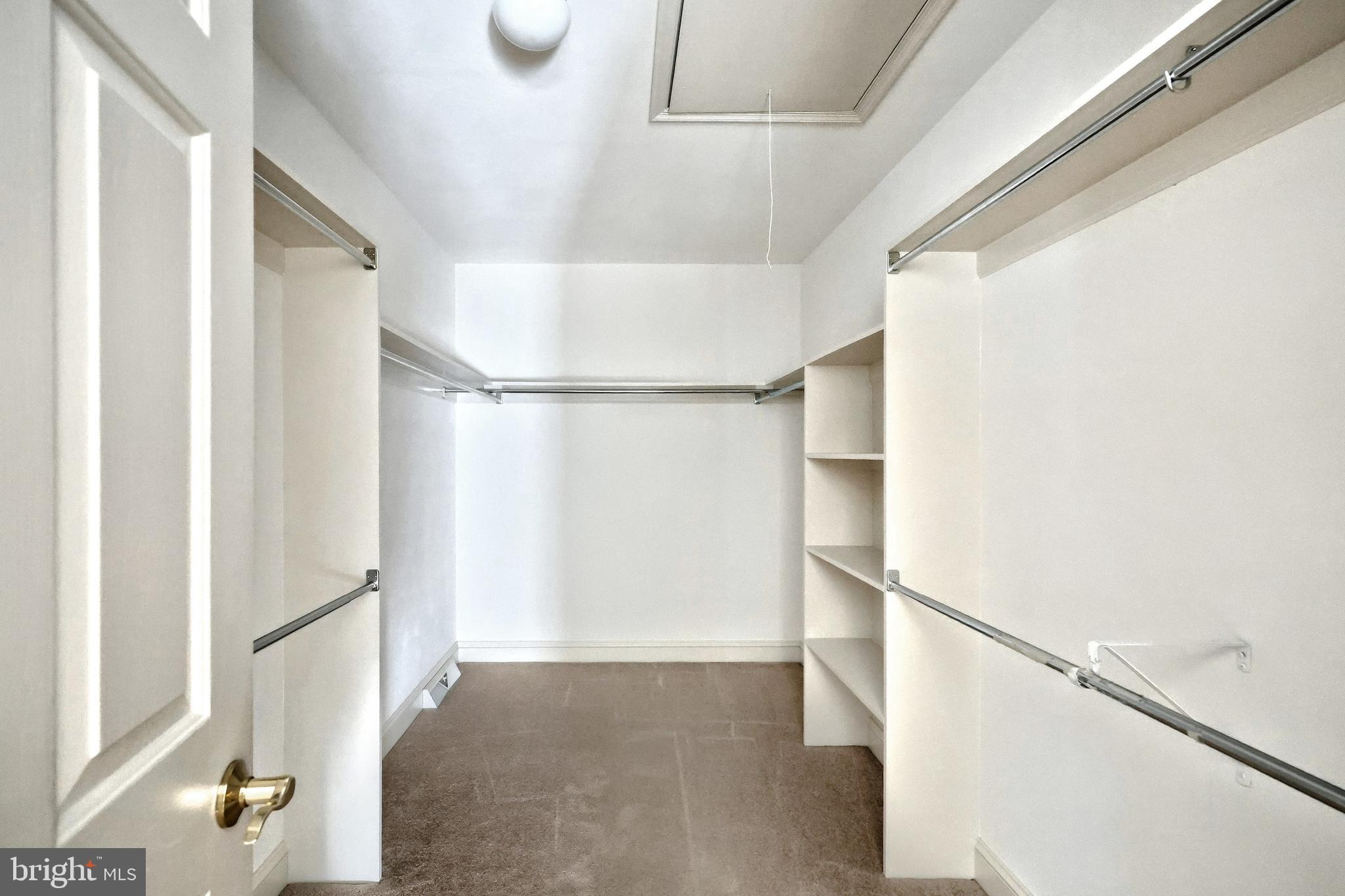 THE WOODLANDS - Residential