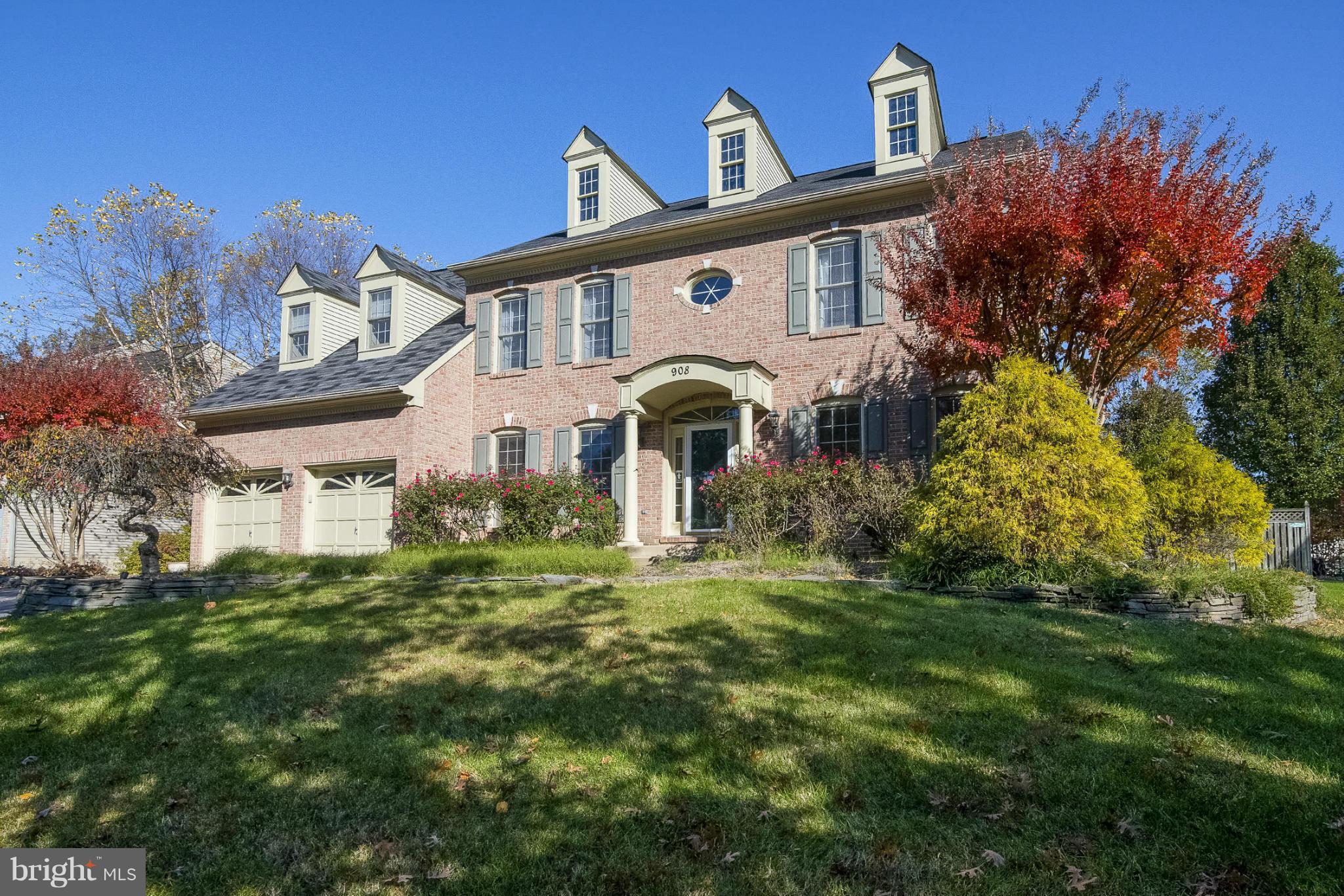 THE OVERLOOK AT BROAD CREEK - Residential