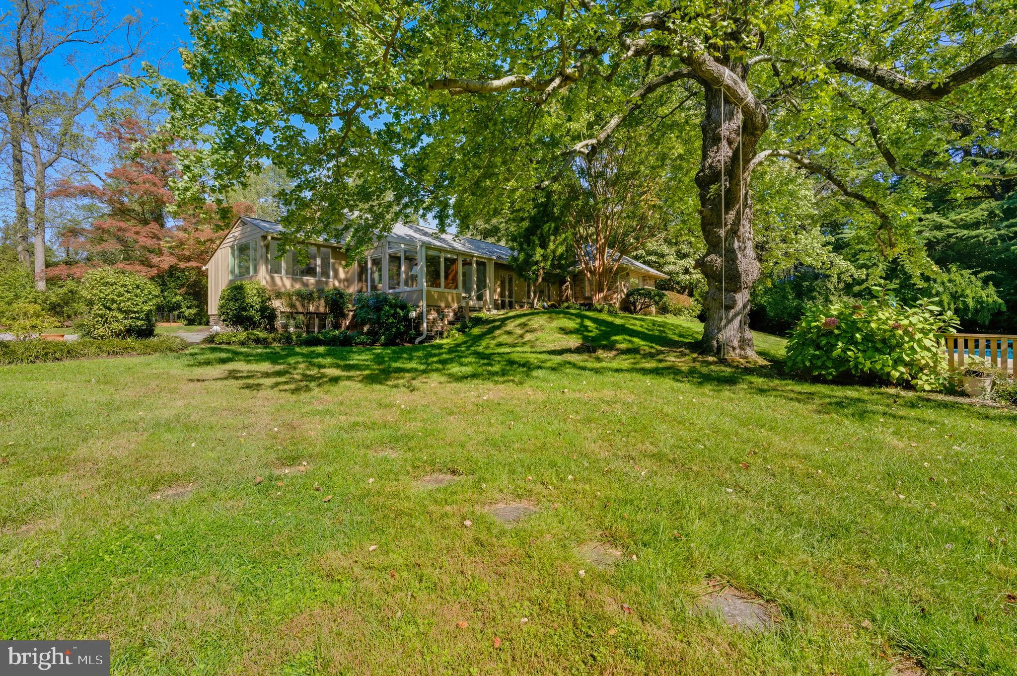 605 LAKE DRIVE