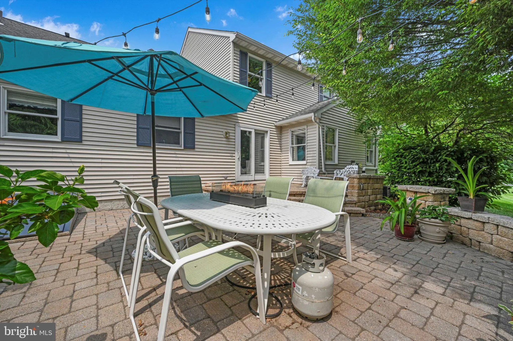 Denver, Pennsylvania 17517, United States, 4 Bedrooms Bedrooms, ,3 BathroomsBathrooms,Residential,Pending,187502