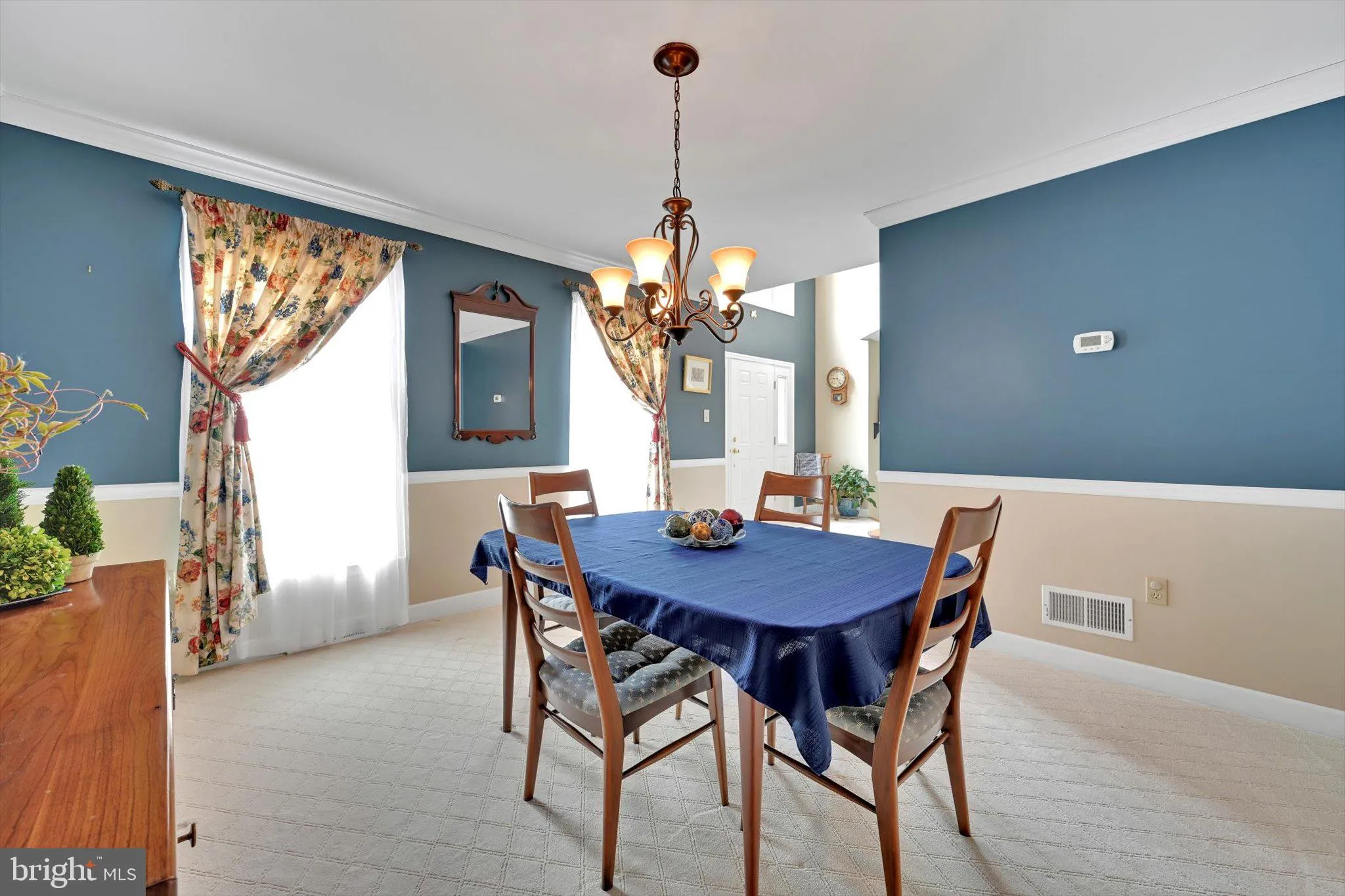 Denver, Pennsylvania 17517, United States, 4 Bedrooms Bedrooms, ,3 BathroomsBathrooms,Residential,Pending,187502