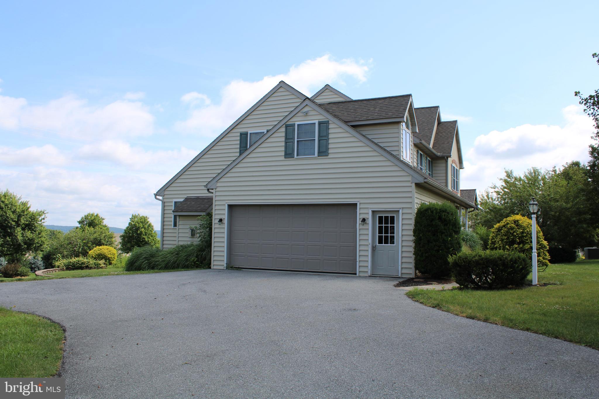 1312 BLACK SHEEP CIRCLE