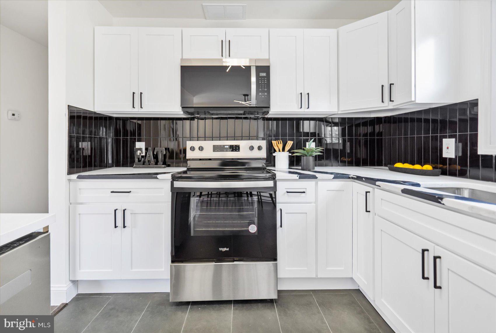 BEULAH LAND - Residential