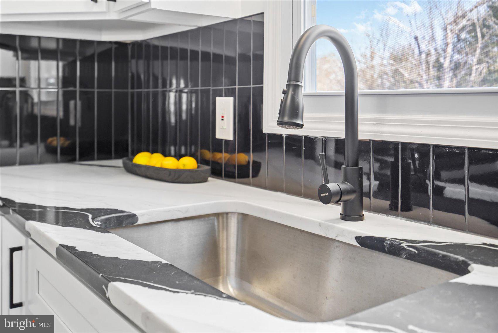 BEULAH LAND - Residential