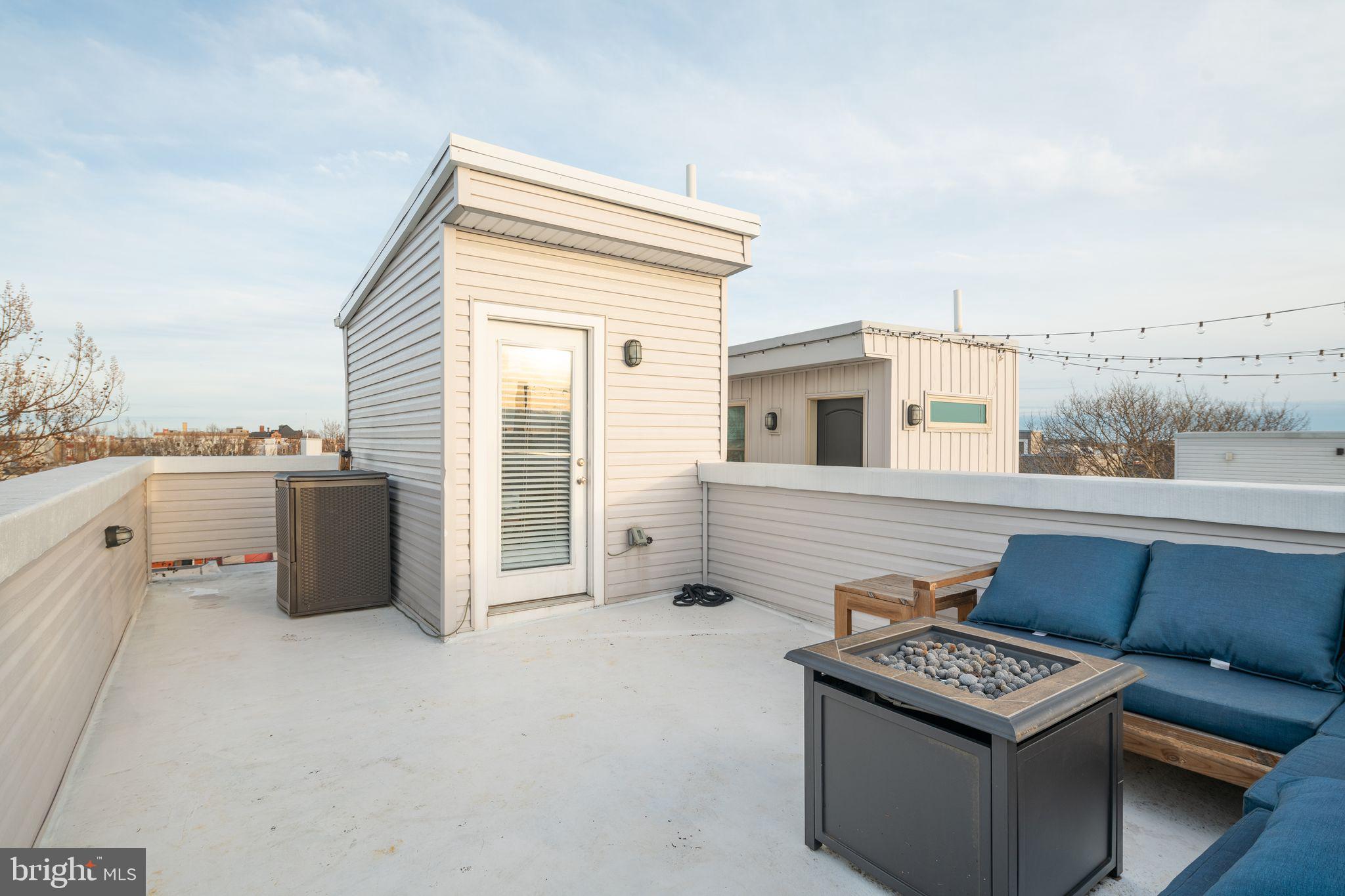 POINT BREEZE - Residential