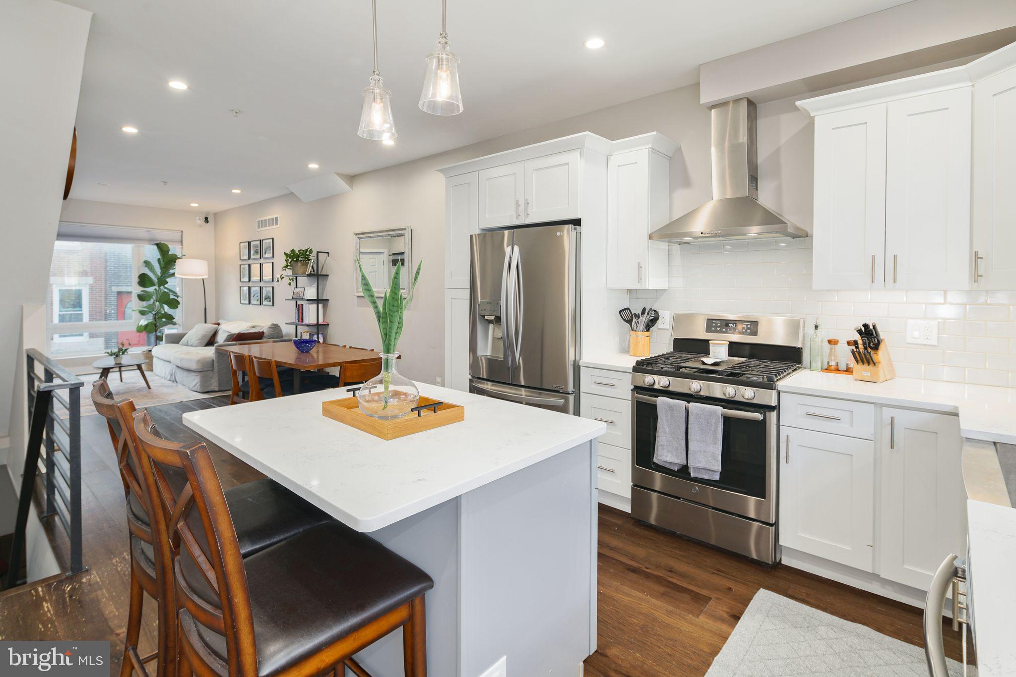 POINT BREEZE - Residential