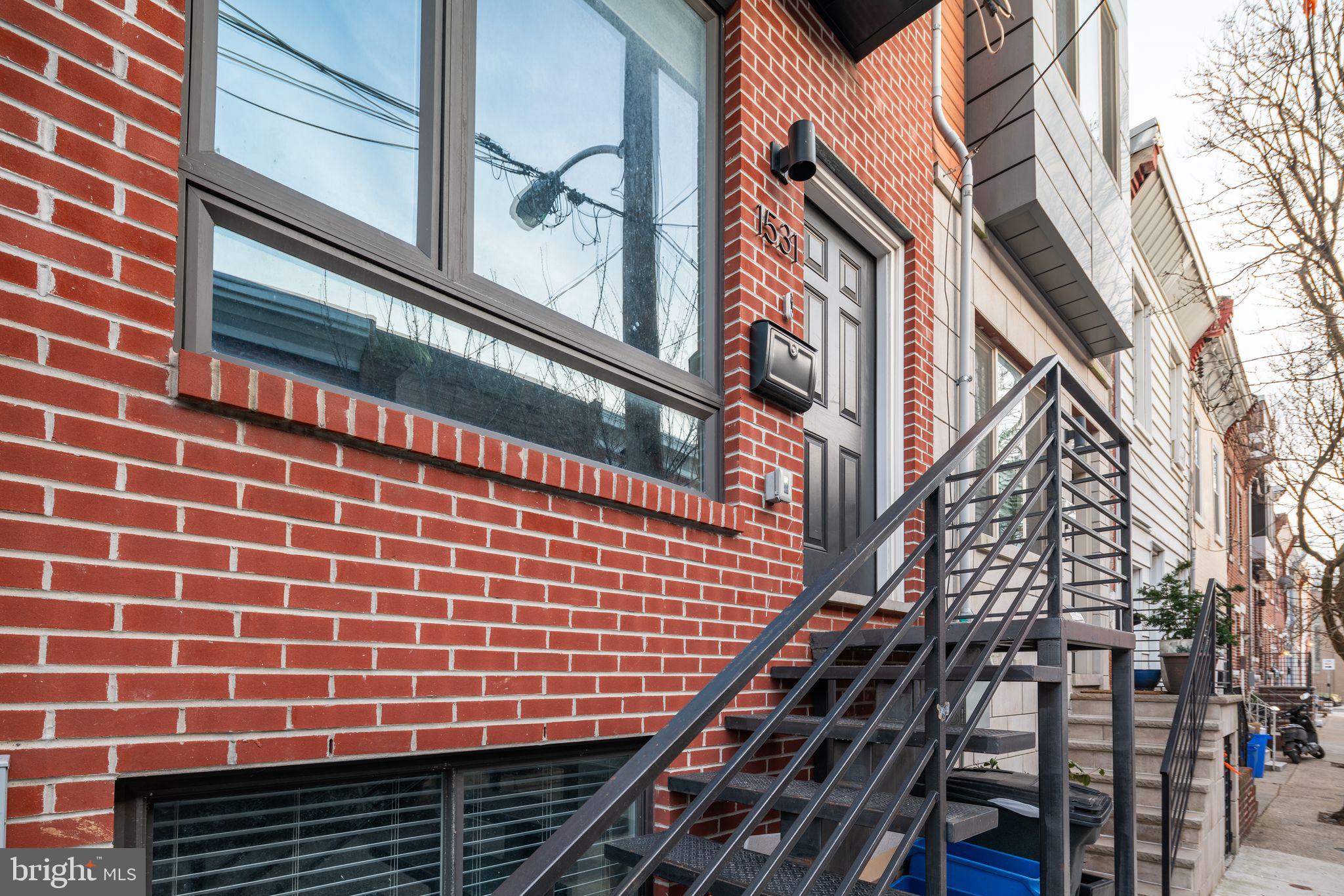 POINT BREEZE - Residential