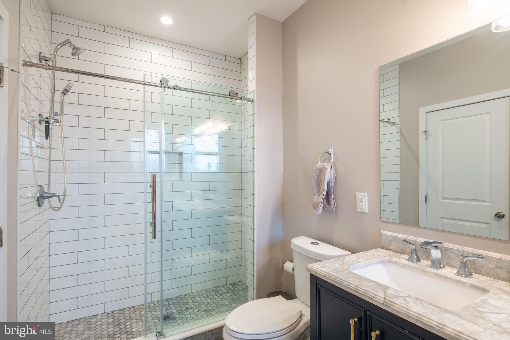 POINT BREEZE - Residential