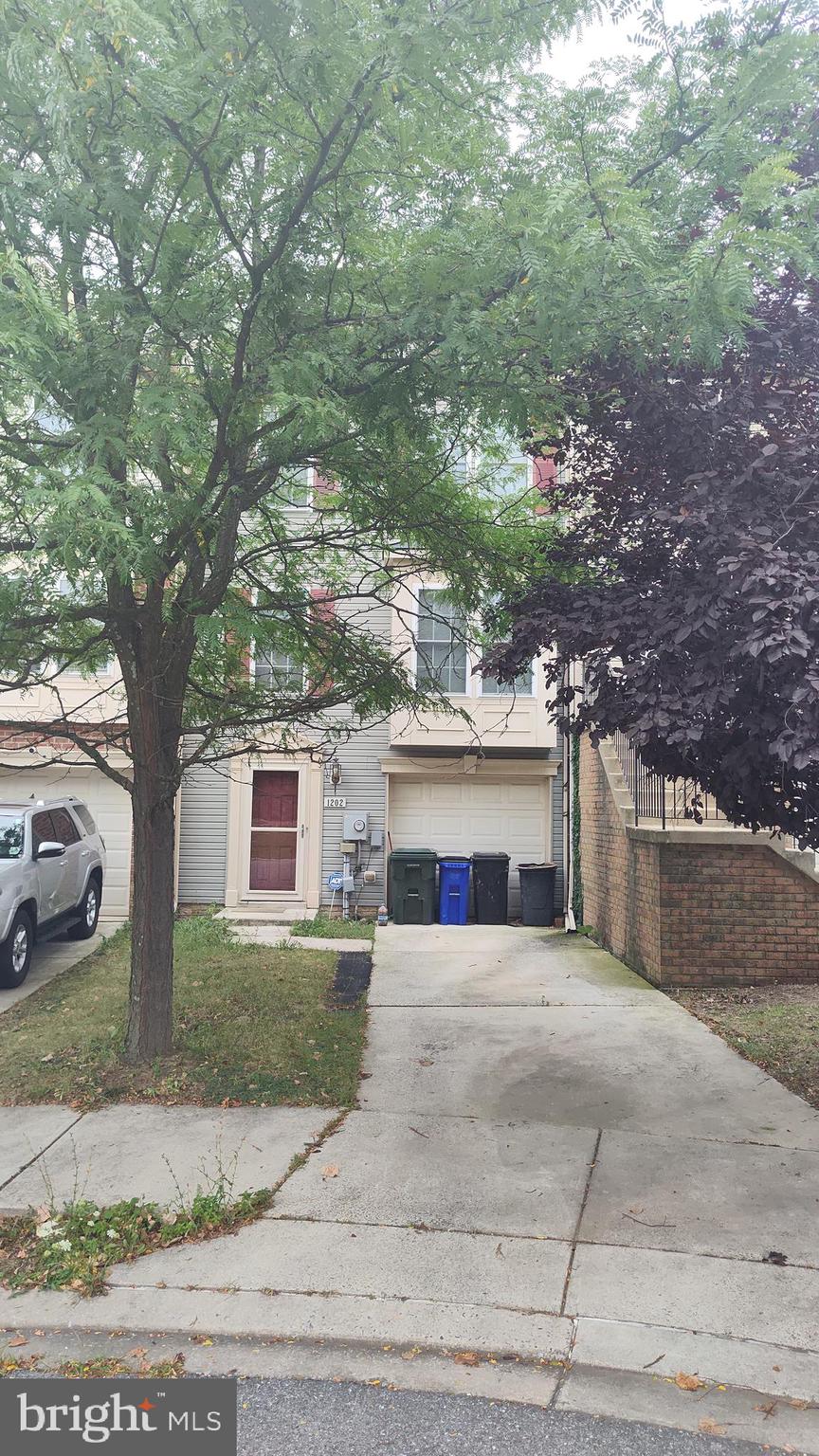 FAIRCHILD HEIGHTS - Residential