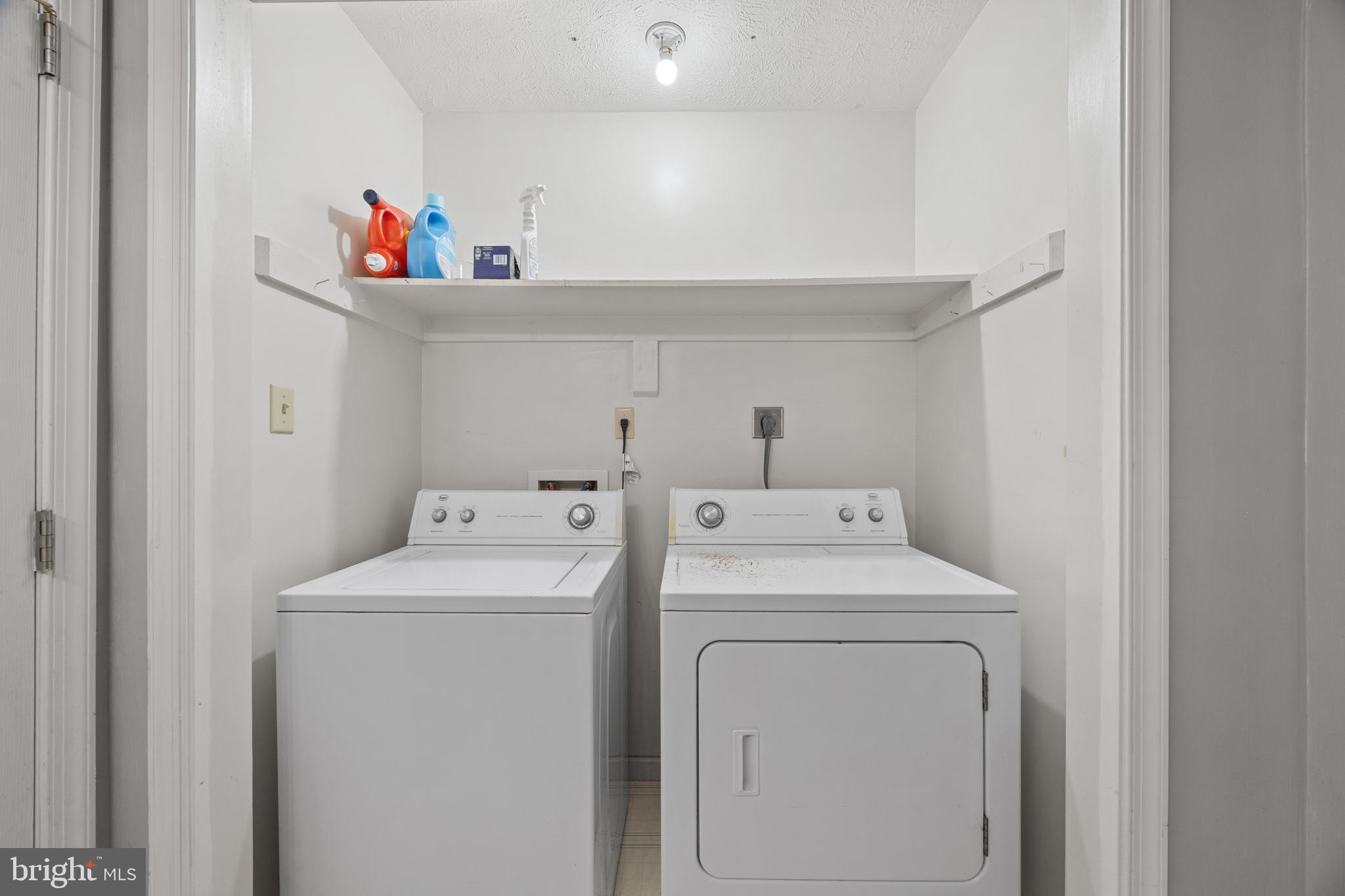 SHAWNEELAND - Residential