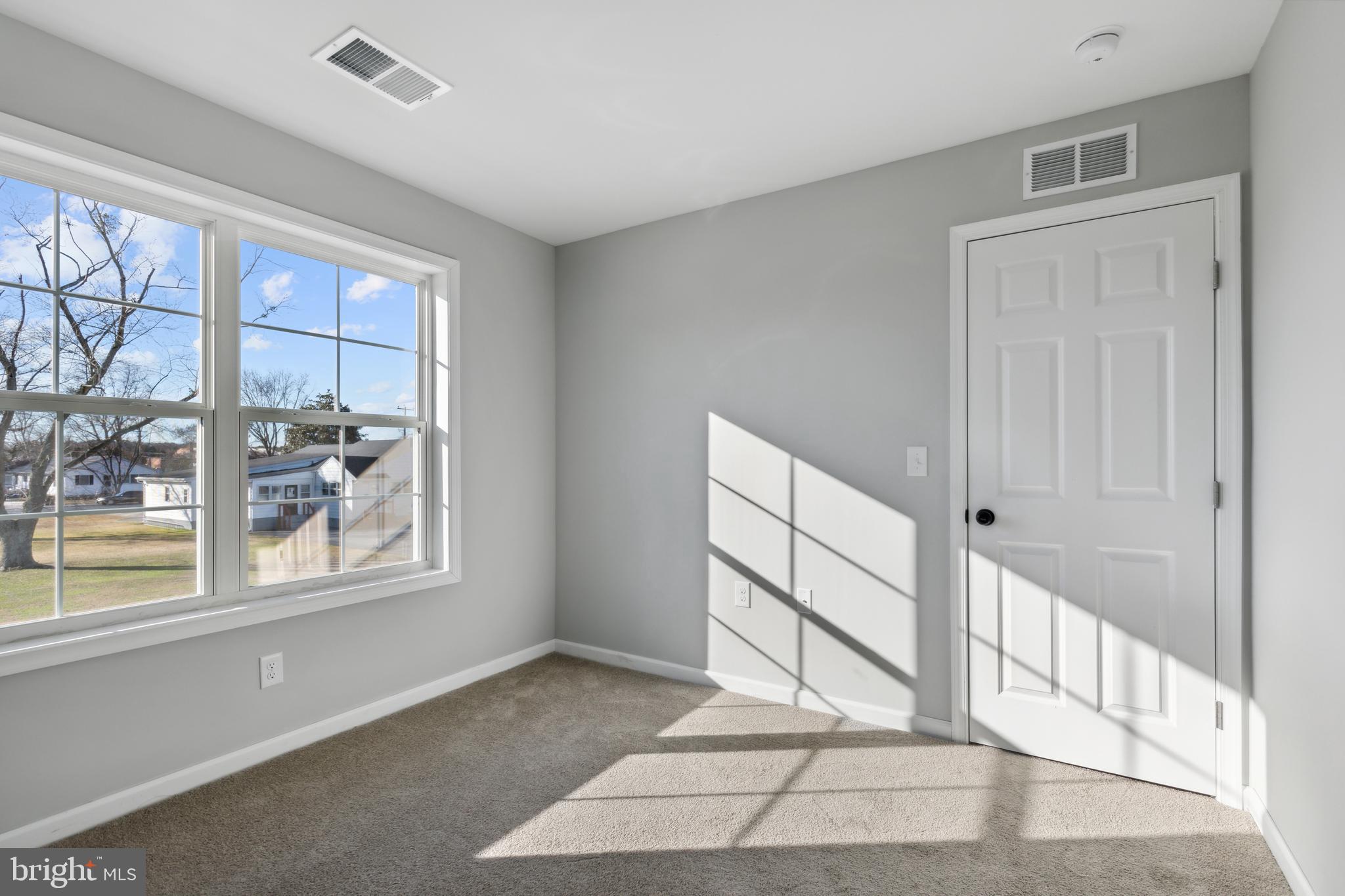 CAMBRIDGE - Residential