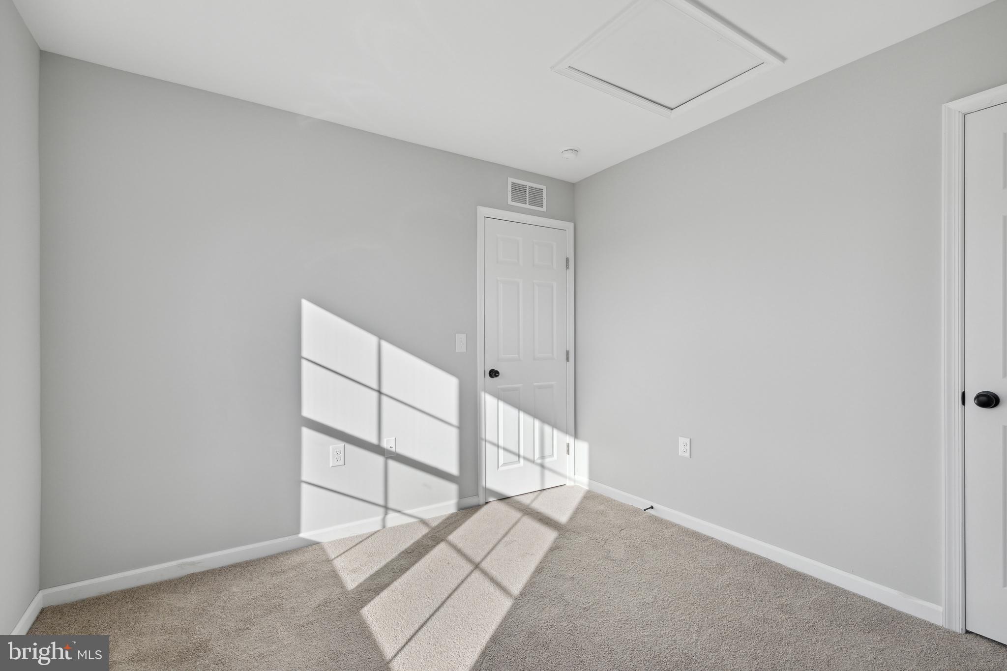 CAMBRIDGE - Residential